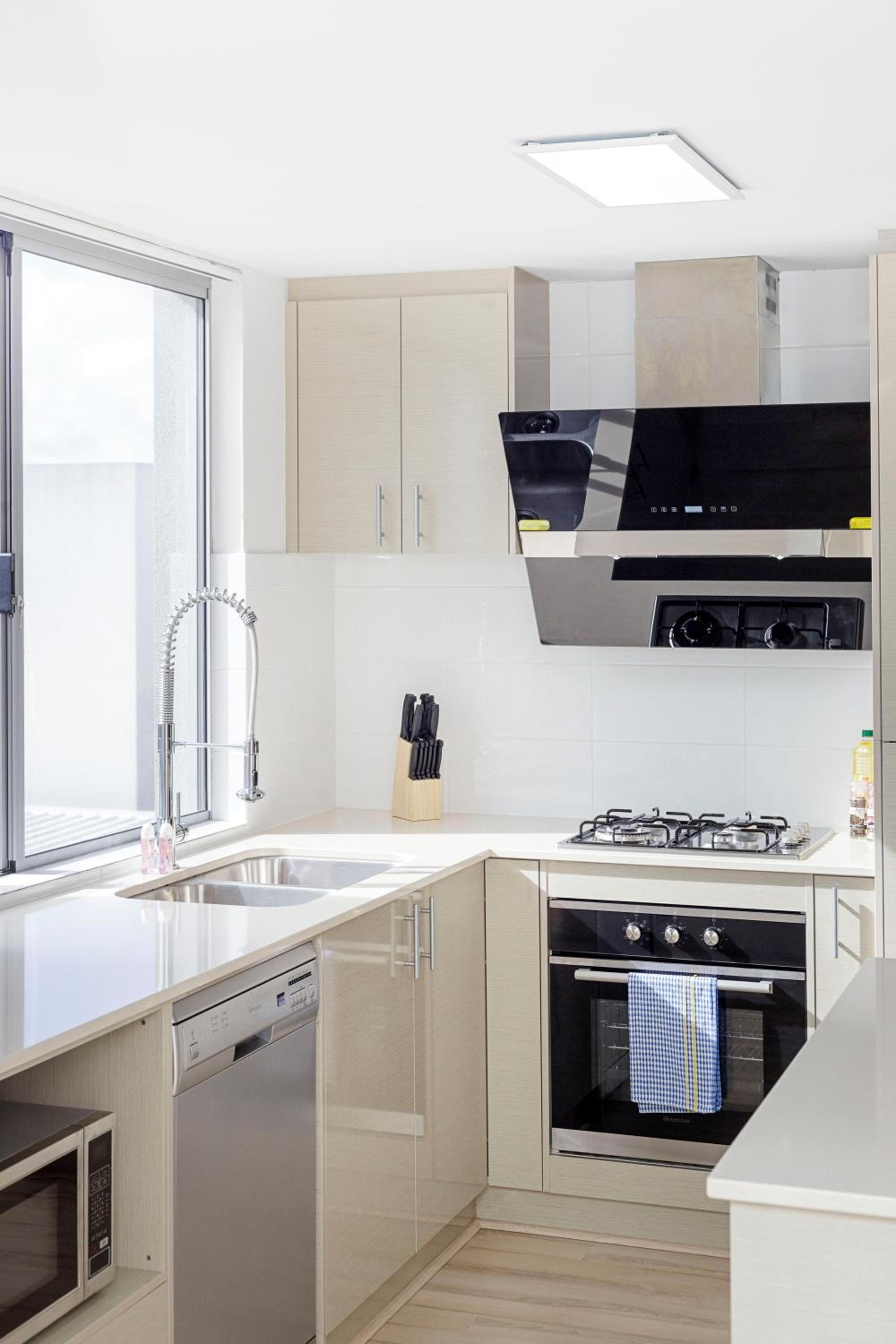 134 North Perth Nest for 4 parking view 4