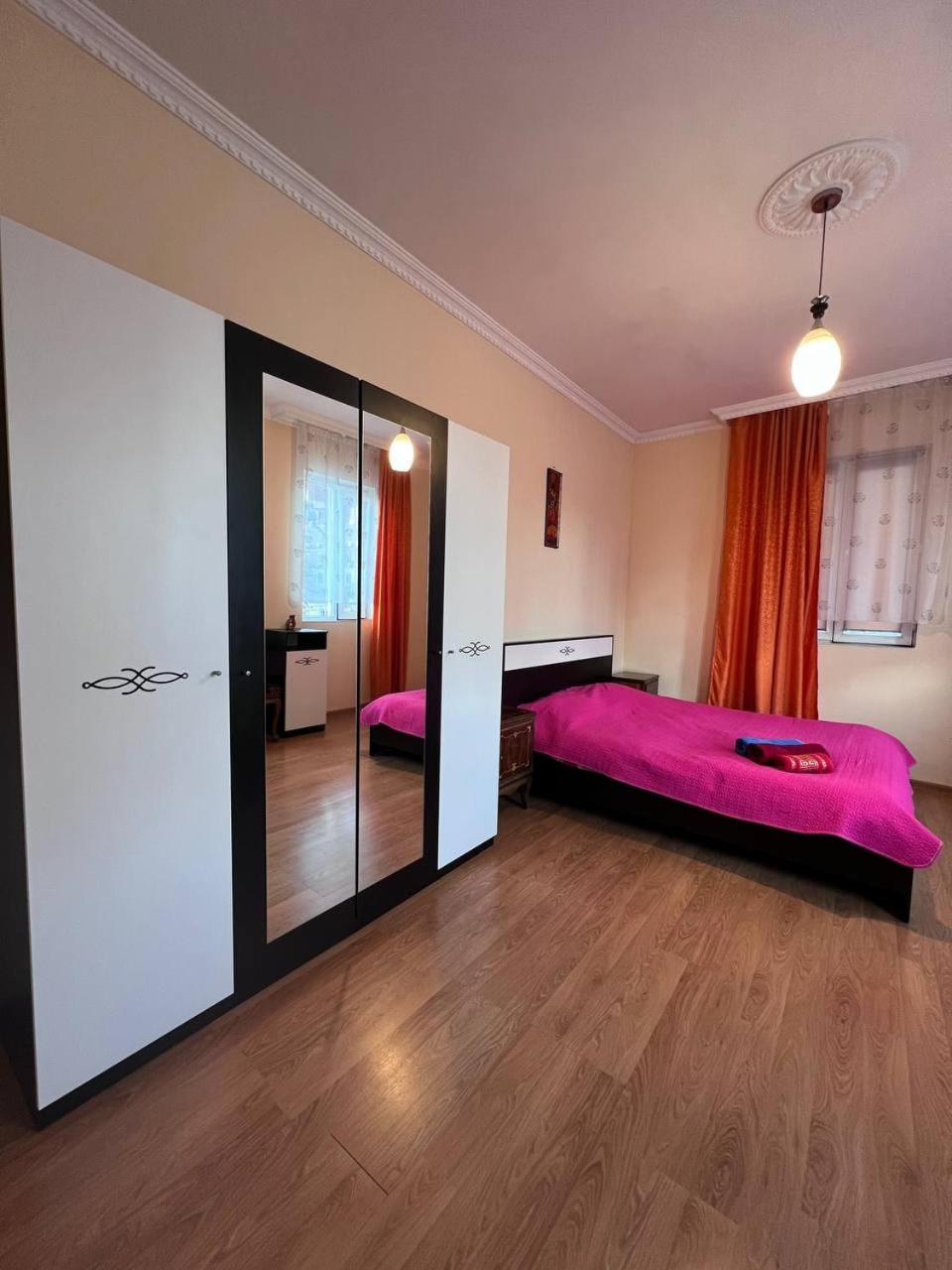 Apartment Merabi