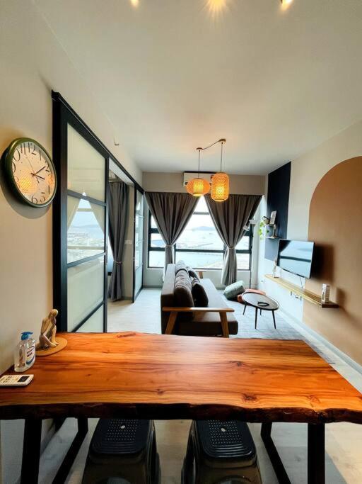 Jesselton Quay - Suite 1 by Staycation Suites KK photo 6