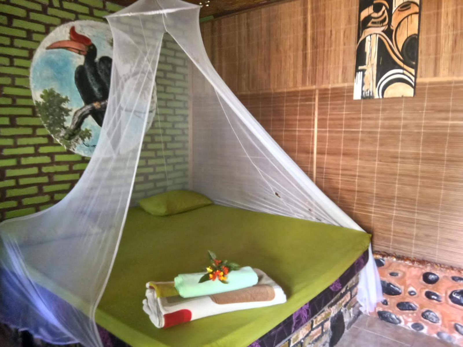 Lucky Bamboo'Bungalows and Orangutan Jungle Trekking Tours
