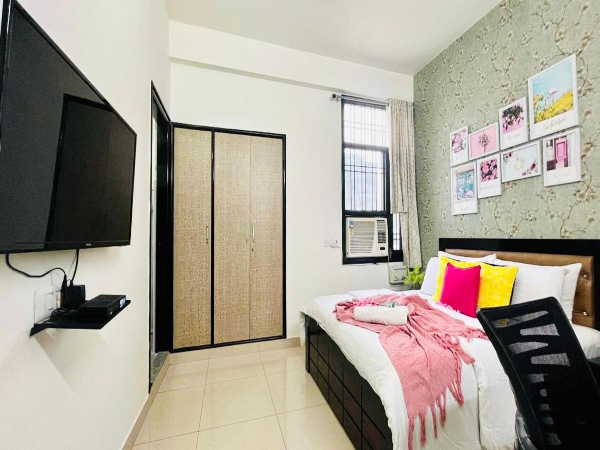 BluO 2BR Jaipur - Lift, Balcony, Parking, Terrace view 4