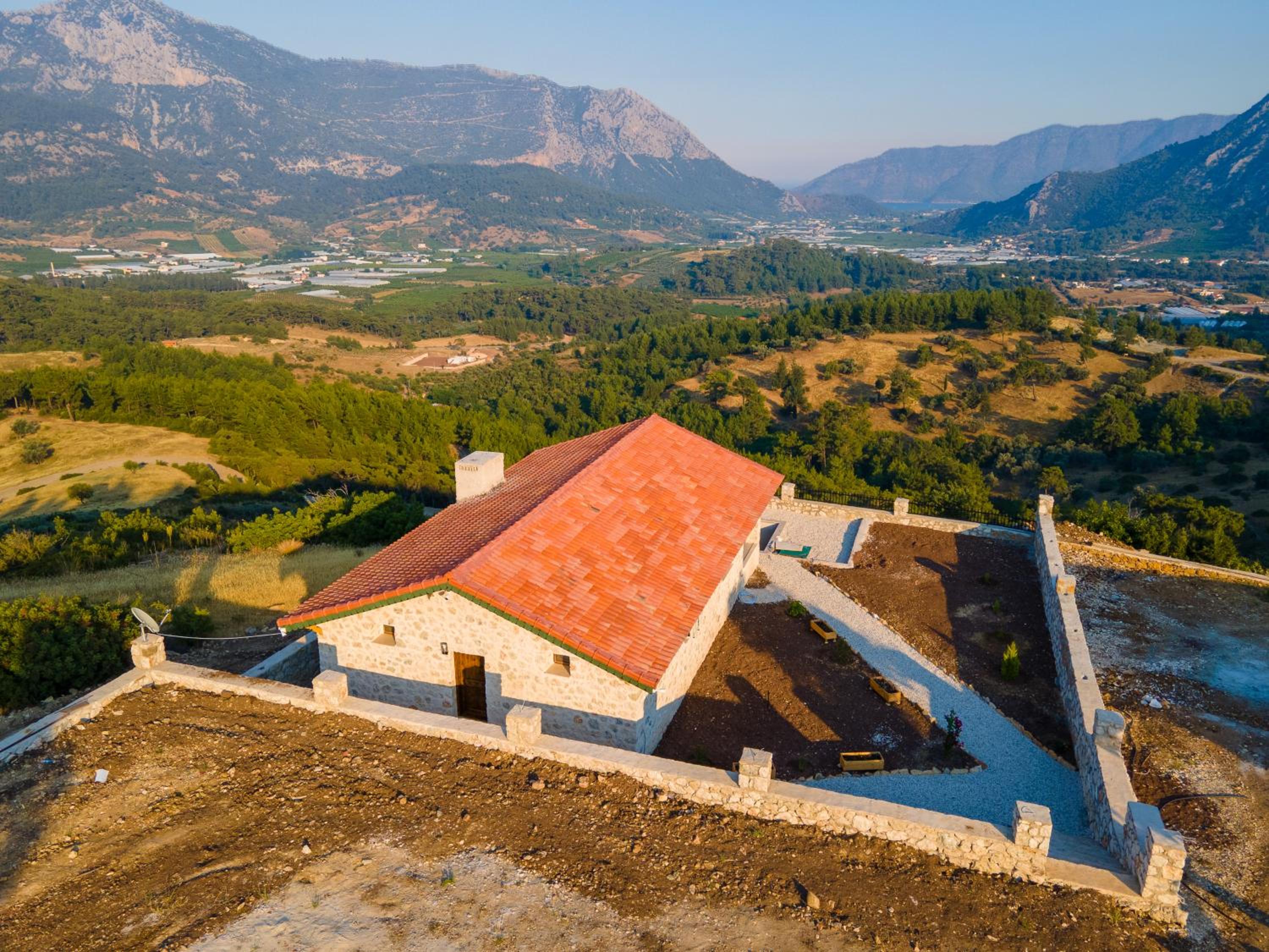 VILLA TERAS view 3