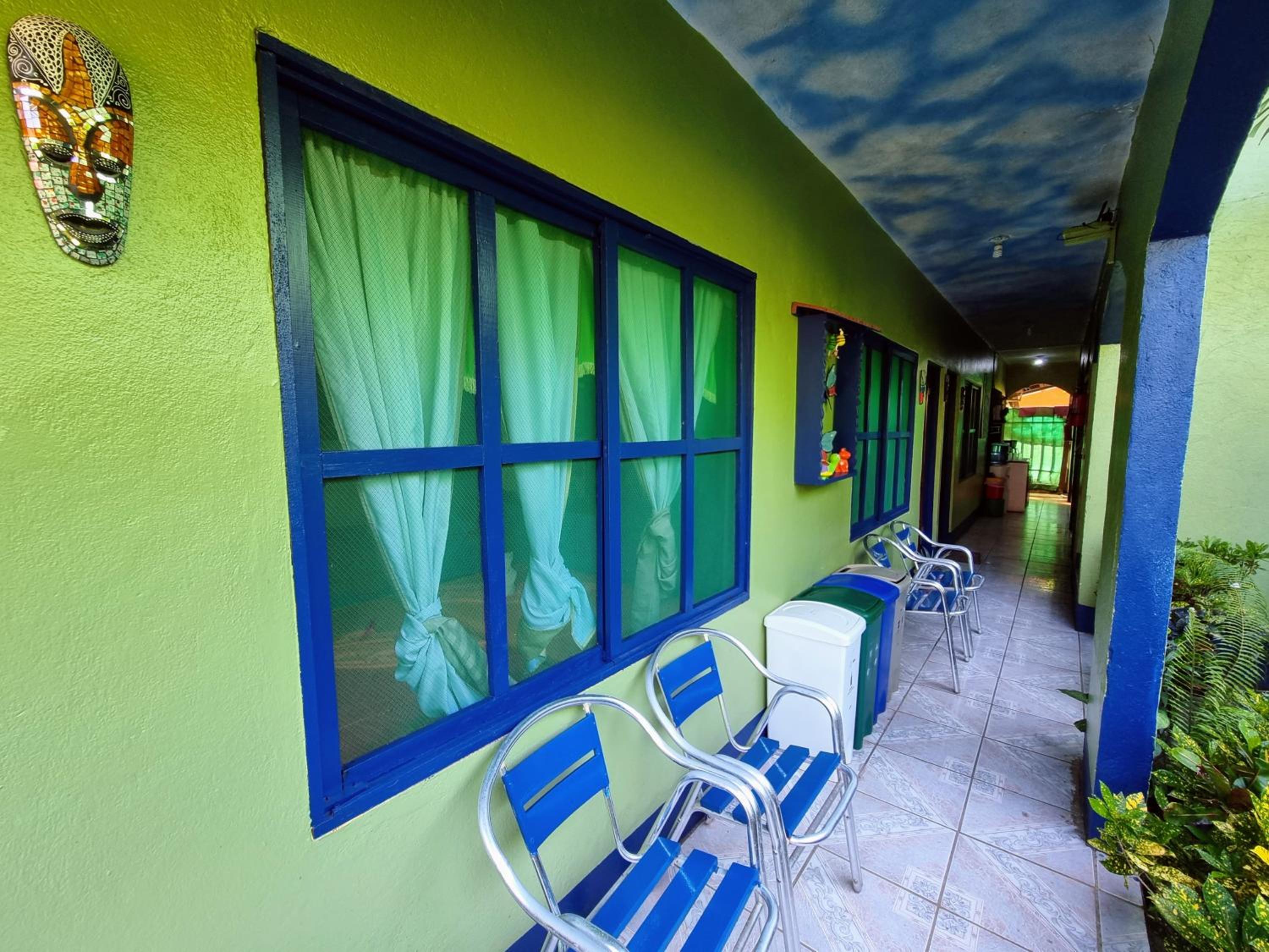 Cabinas Tortuguero Natural