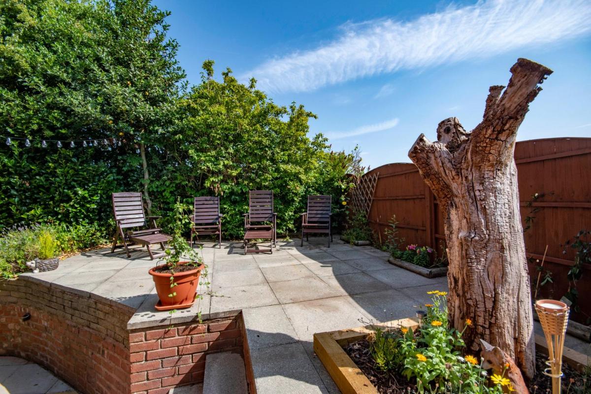 Rose Cottage view 5