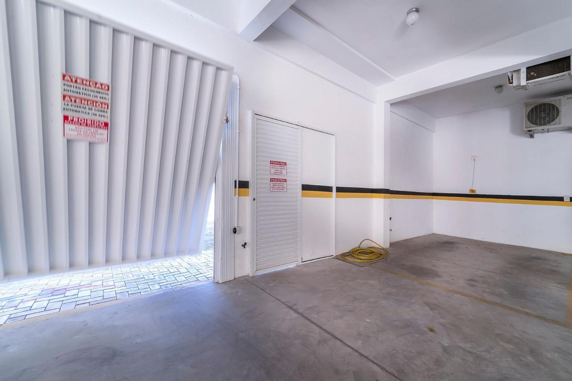 2 bedroom apartment in the center of Bombinhas view 2