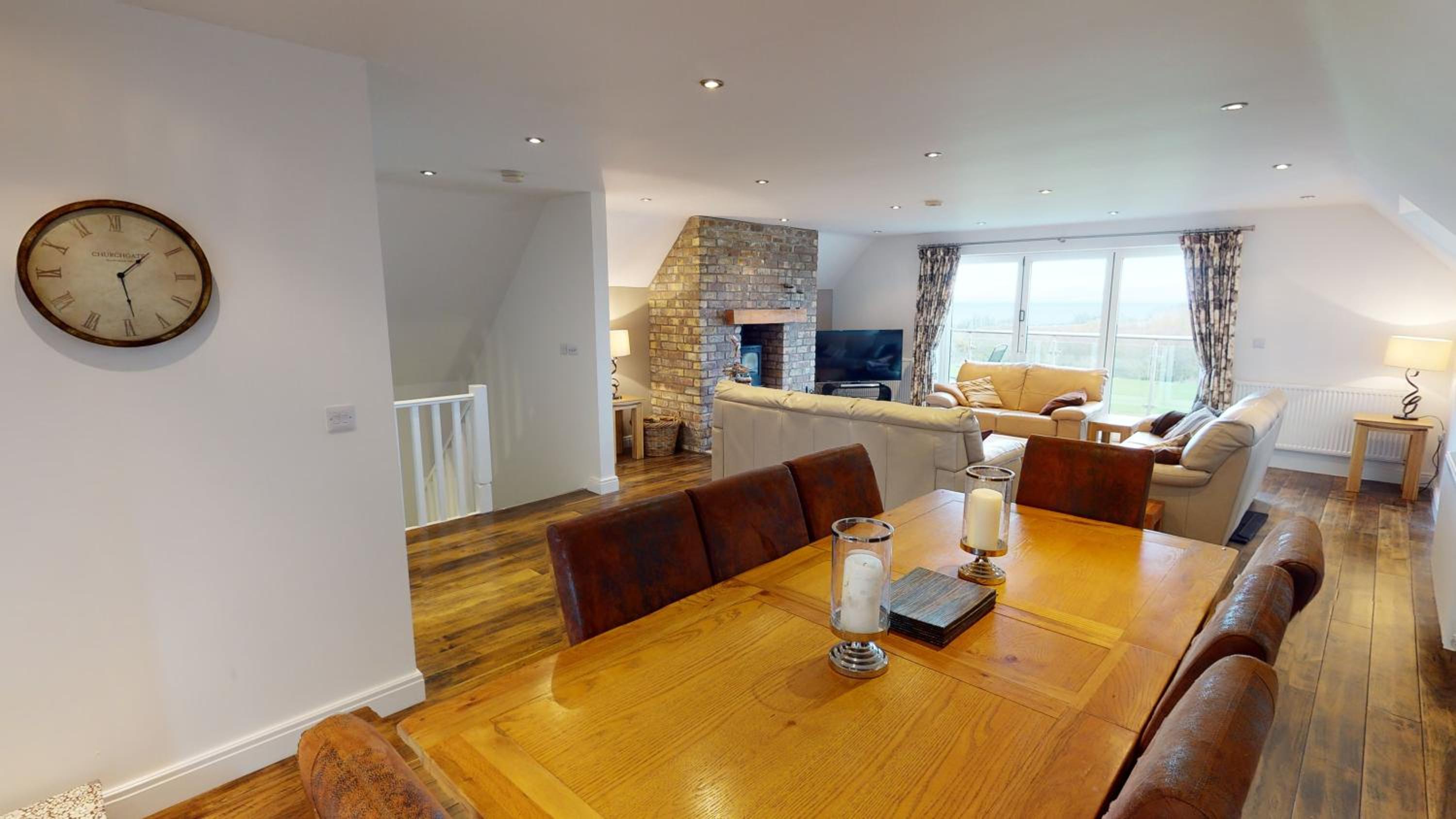 Silversands House - The Bay Filey, sleeps 8-10, 2 dogs welcome view 3