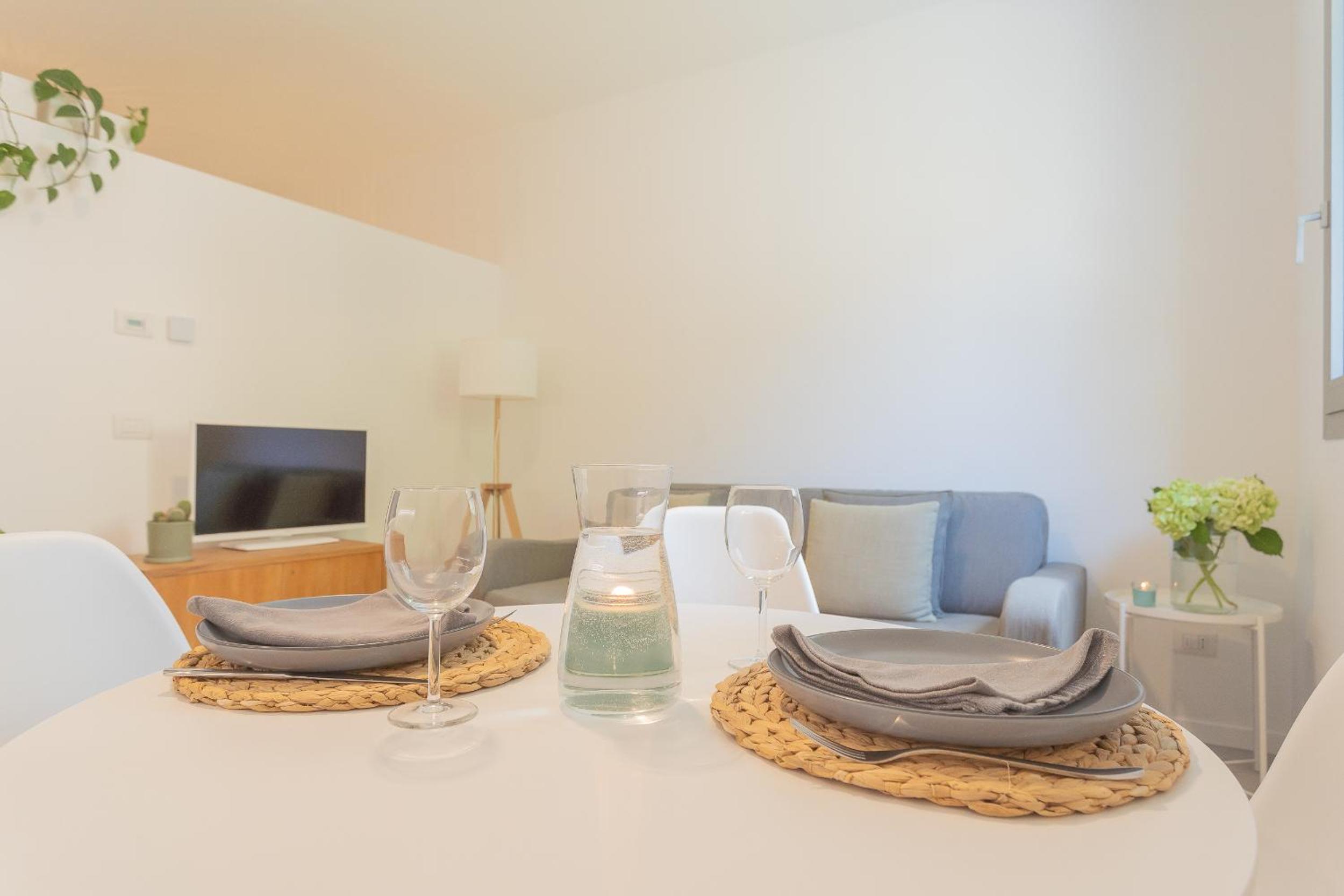 Hotel Ginepro & Salvia Apartments in Como by Rent All Como - Image 1