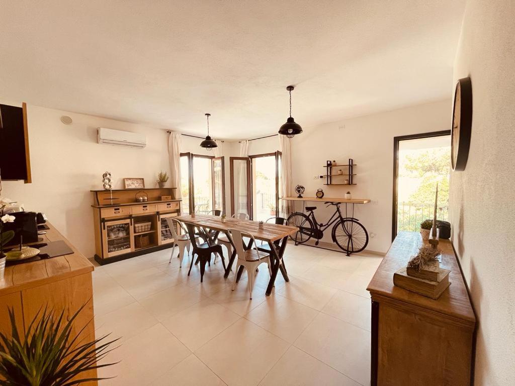 Hotel B&B Dimora Dorgali - Image 1