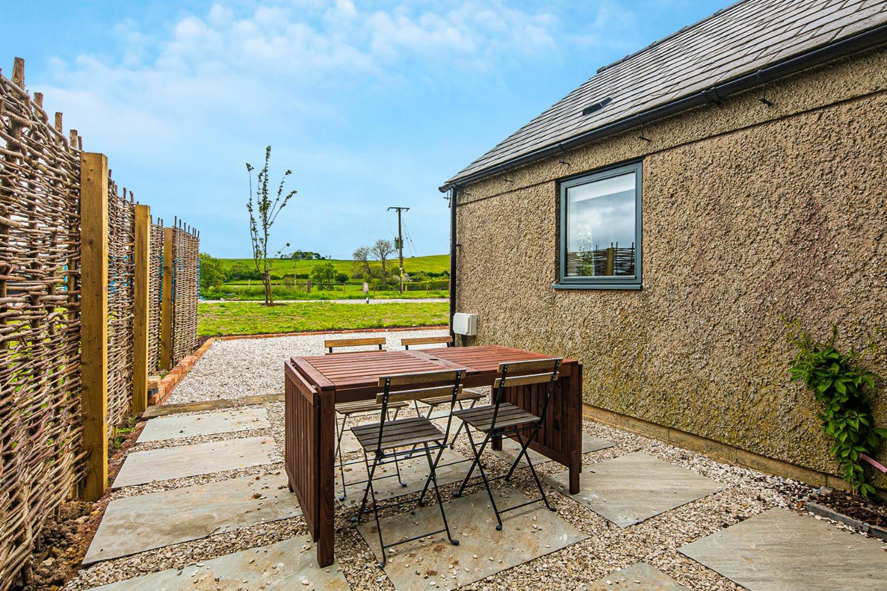 The Coach House at Dovedale Manor view 3