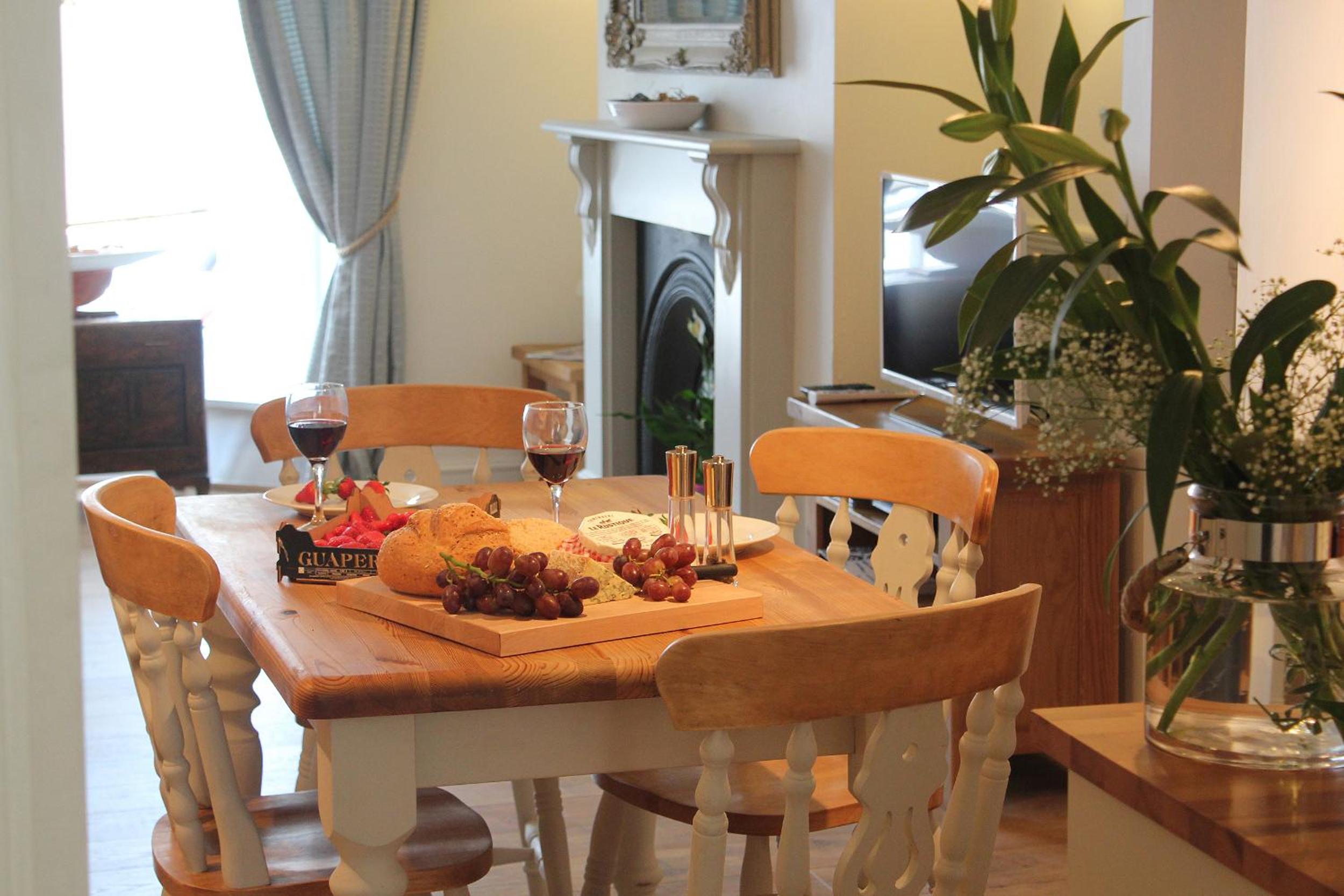 Beautiful Seaside one bedroom apartment