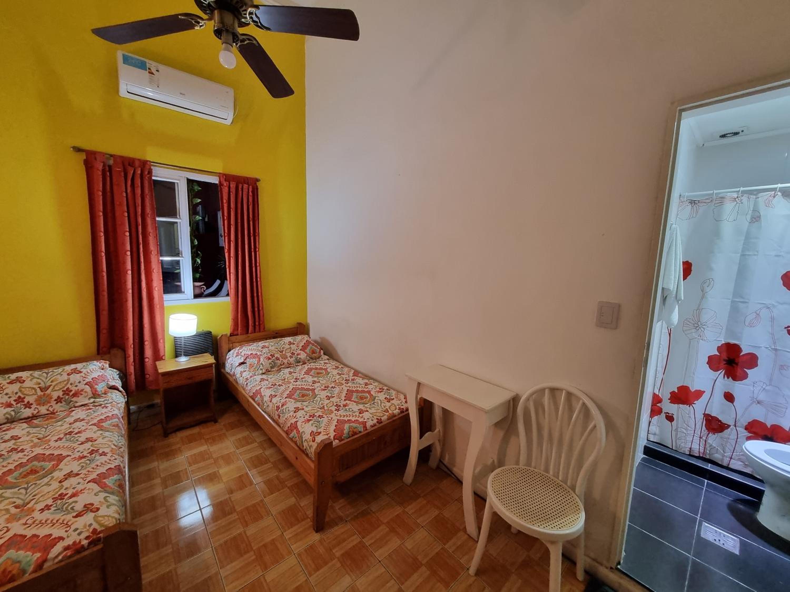 Hostel Estoril