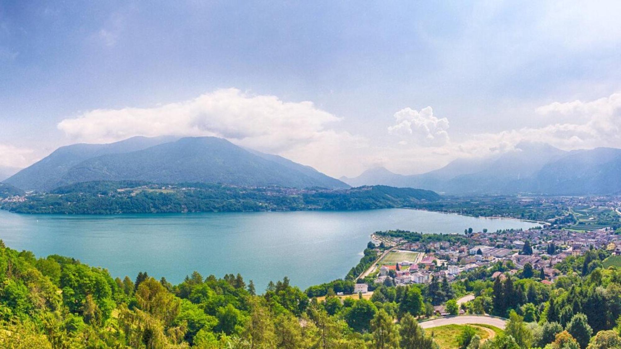 Appartamento Calceranica Al Lago view 2