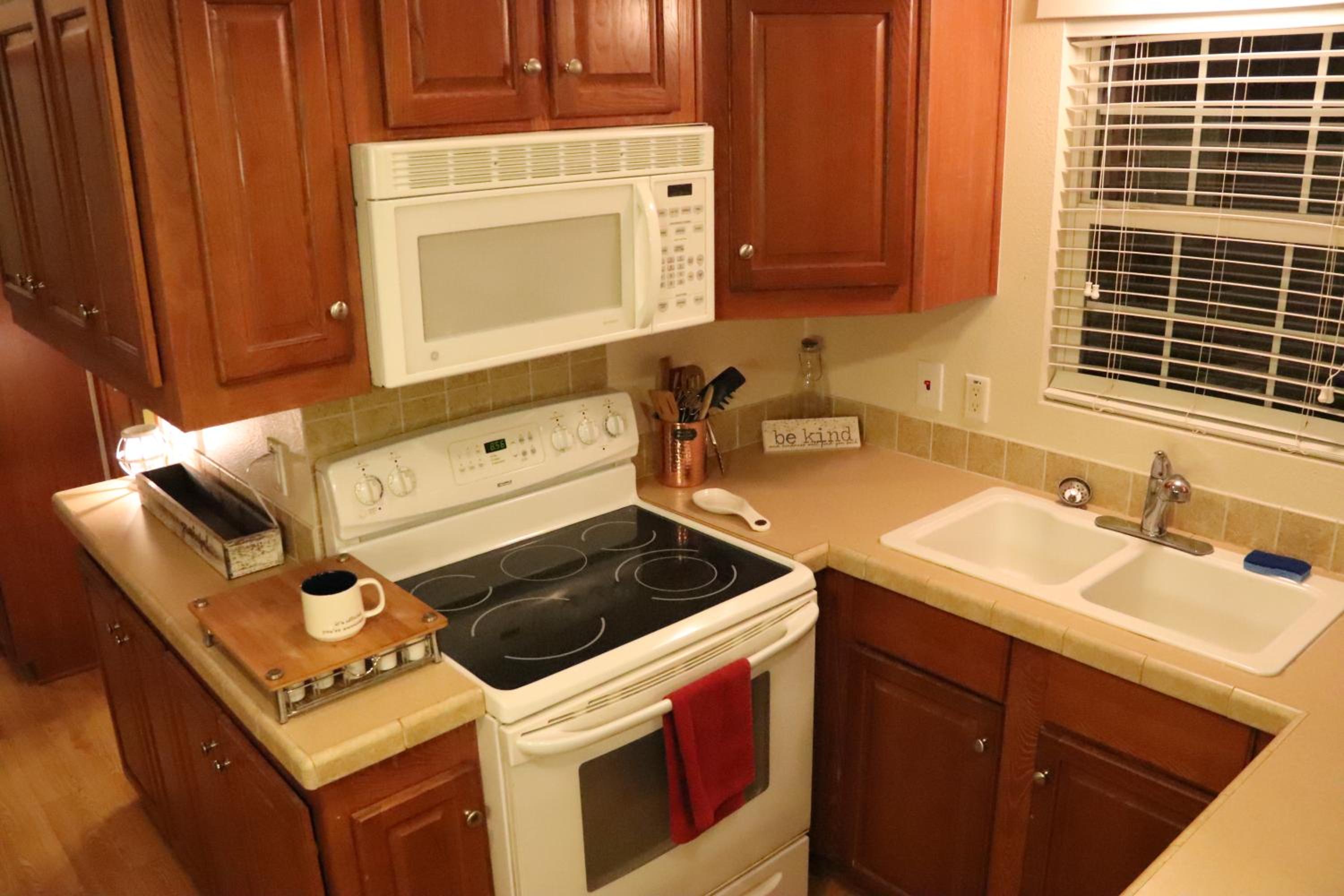 Marshall Vacations - Berry Patch Cottage - Property Image 3