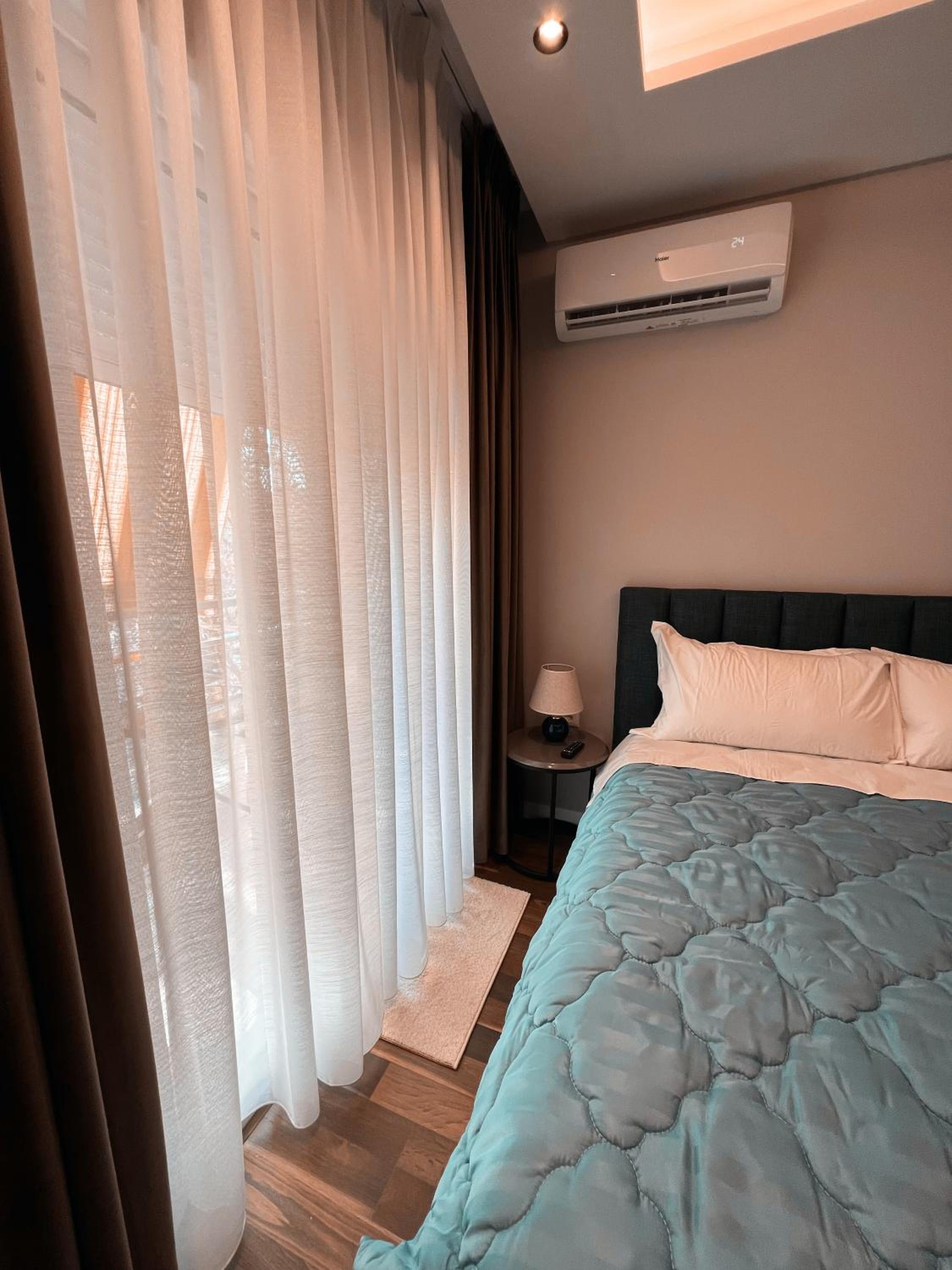 ERG APARTMENTS