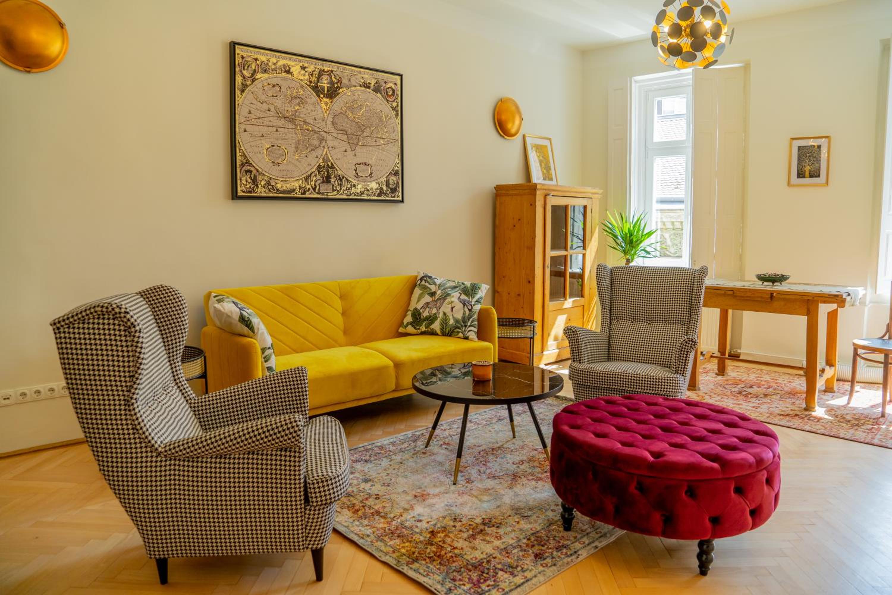 Astoria city deluxe view 4