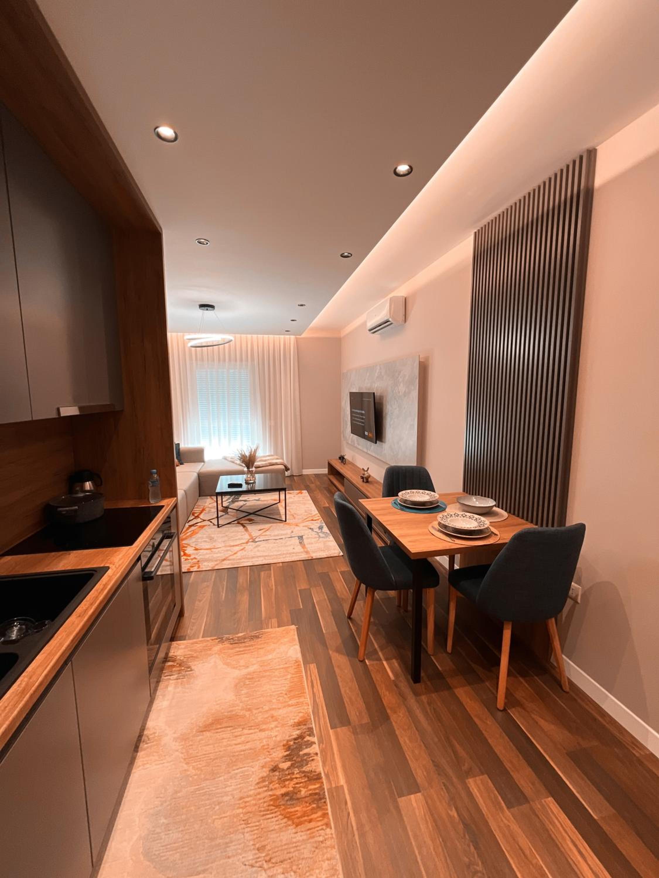 ERG APARTMENTS