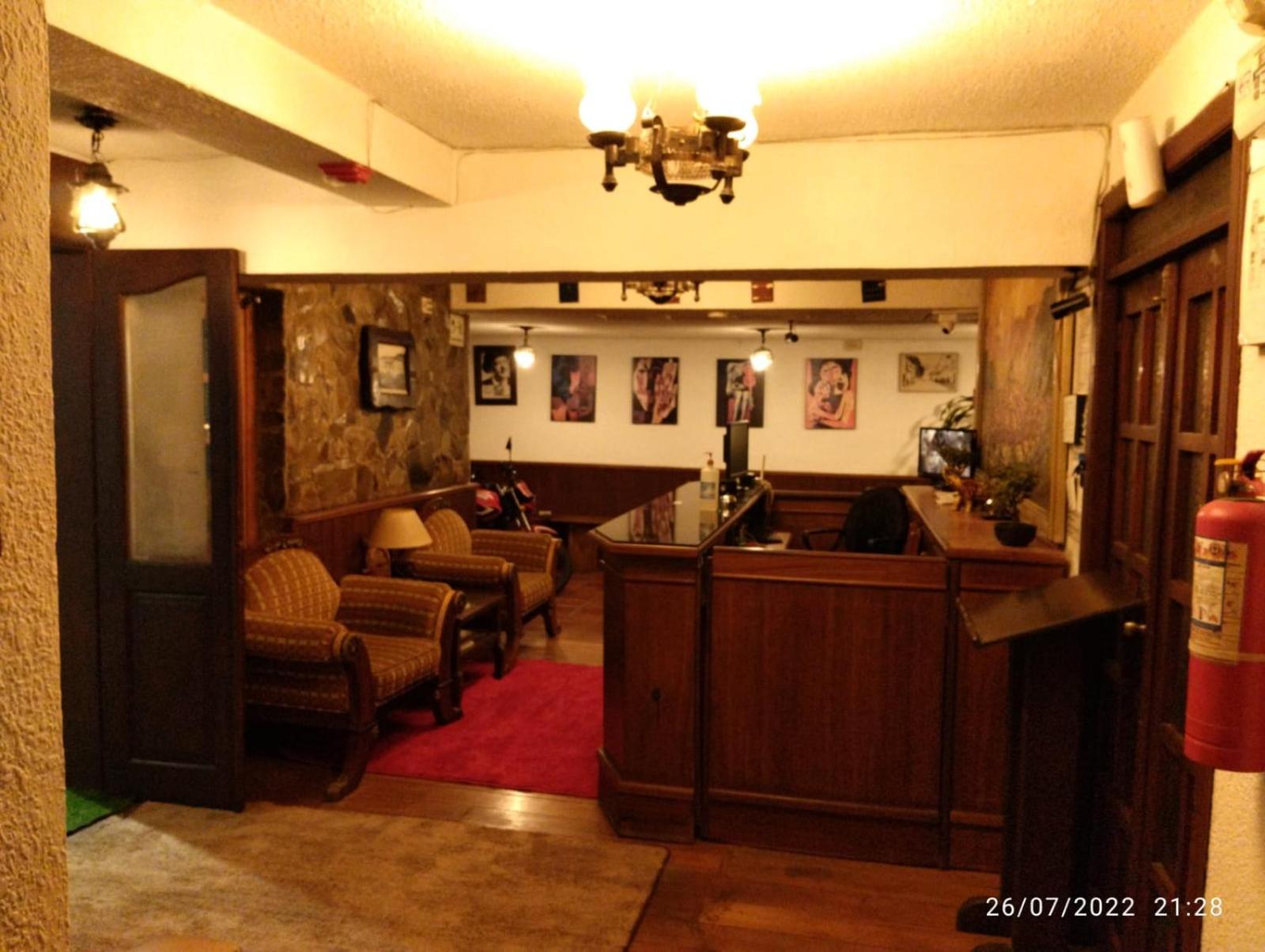 Hostal La Catolica view 3
