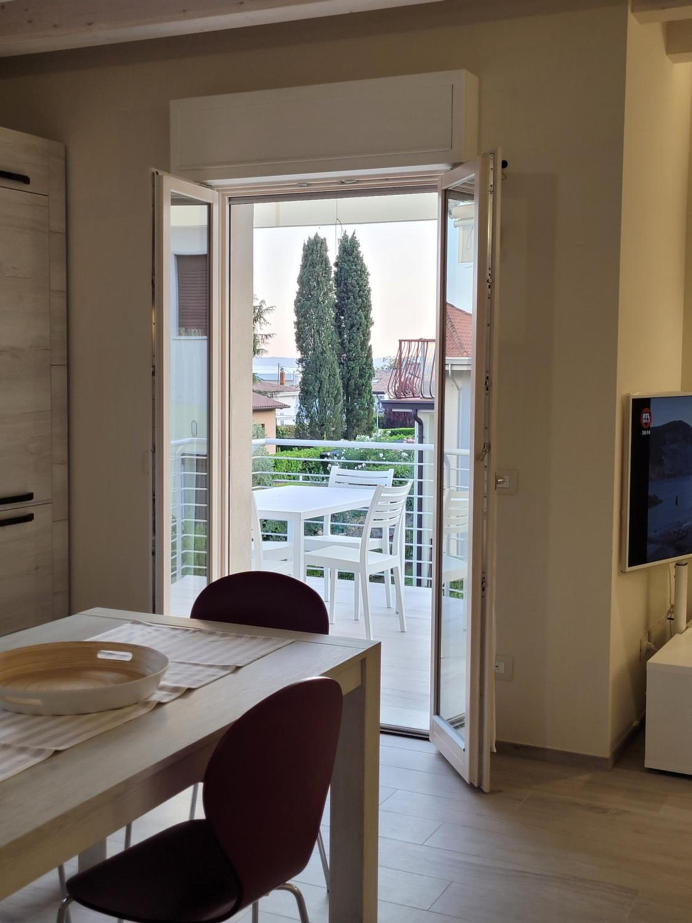 Garda view - Nuovo appartamento con solarium vista lago view 5