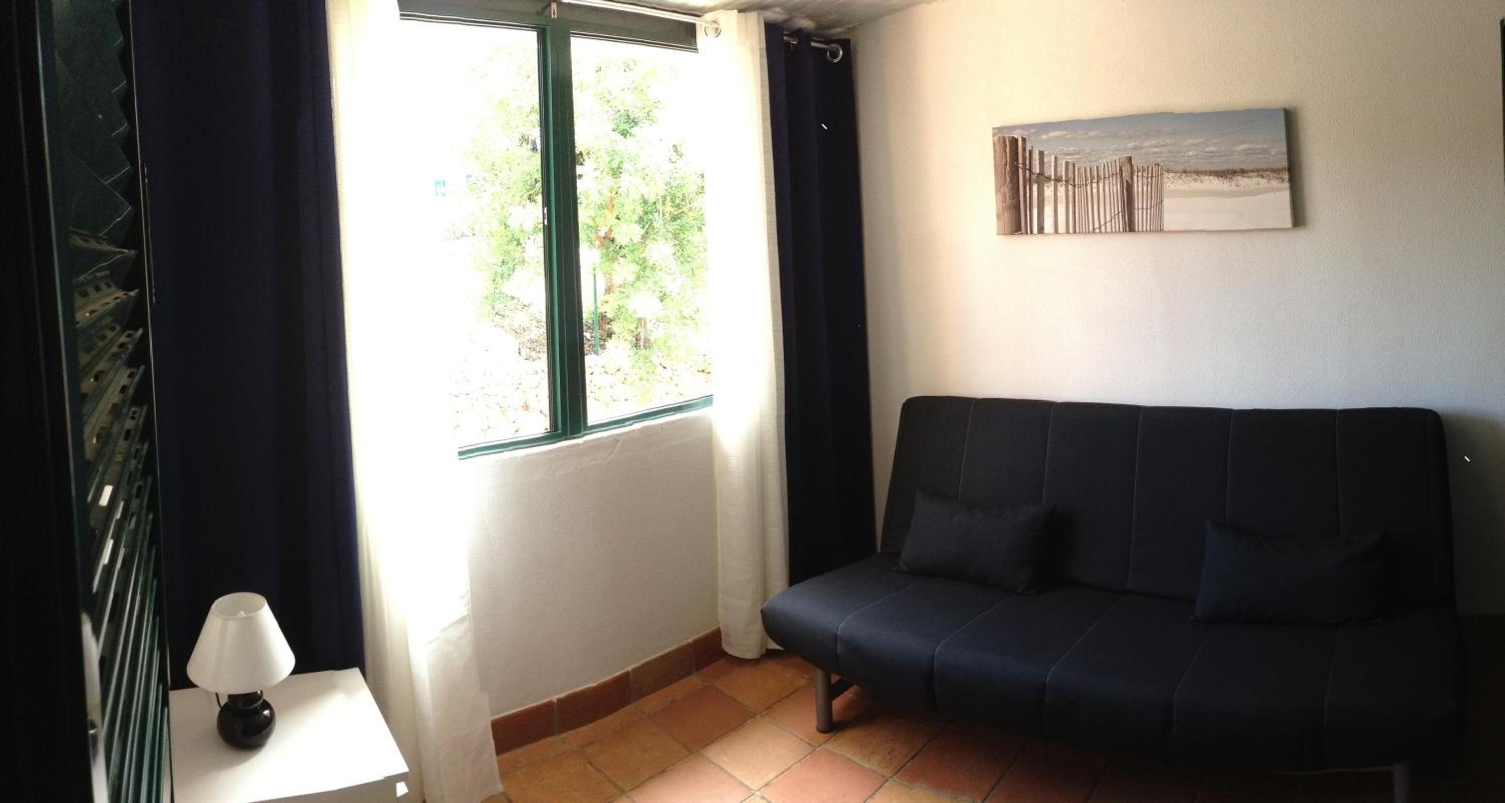 Photo 33