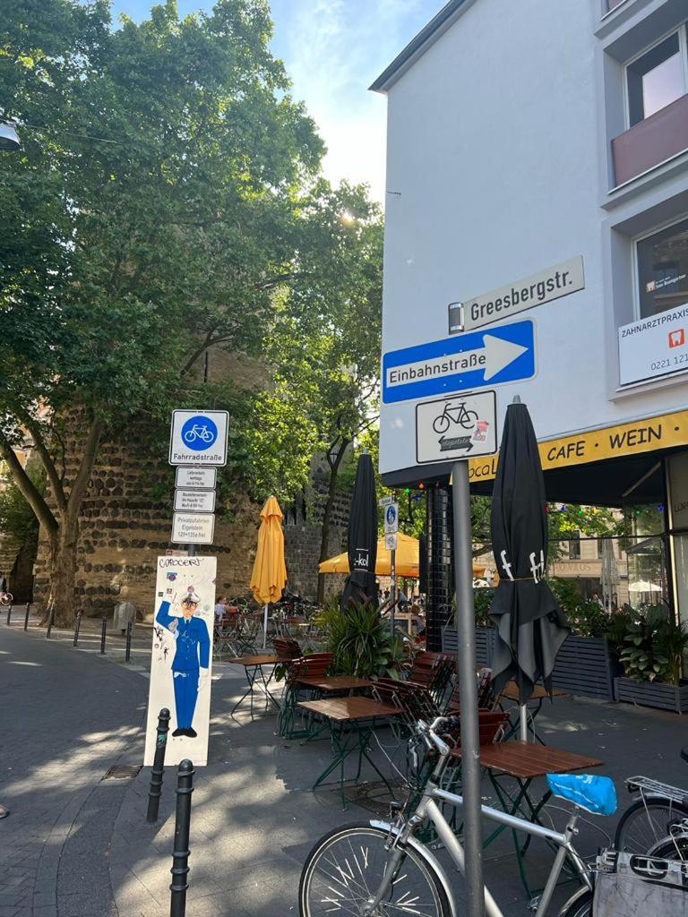Luxury Gemütliche WOHNUNG in Eigelstein Köln
