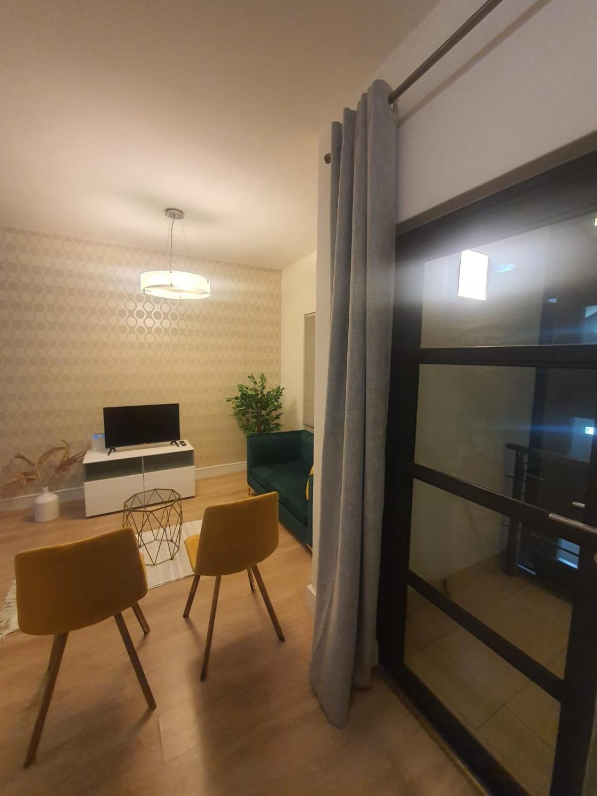 Stunning, Modern 1 bedroom Apartment Sandton