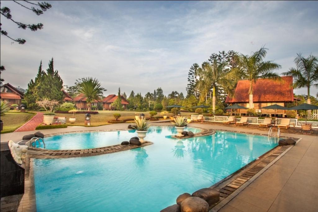 Citra Cikopo Hotel & Family Cottages, Puncak - 21