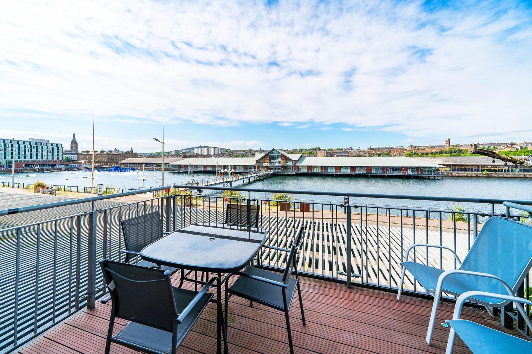 Quayside Apartment