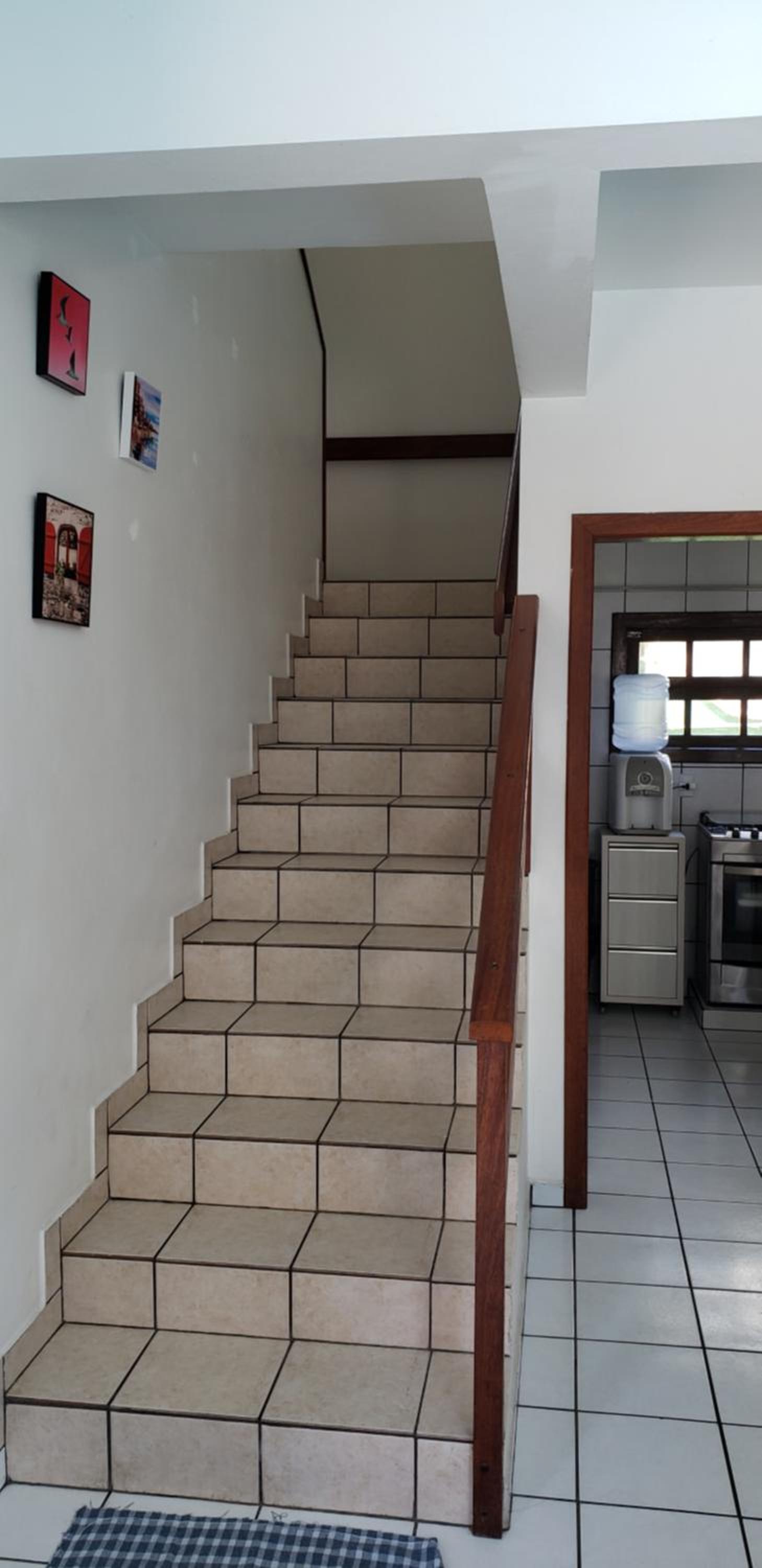 CASA ARMANI 50 metros DA PRAIA MARISCAL BOMBINHAS