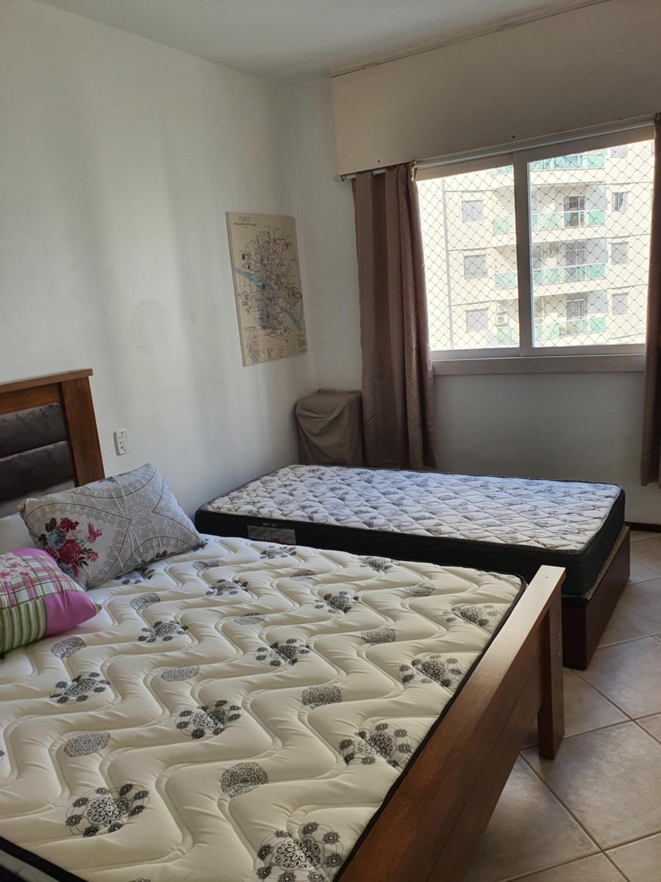 Pitangueiras 1 quarto c/garagem view 2