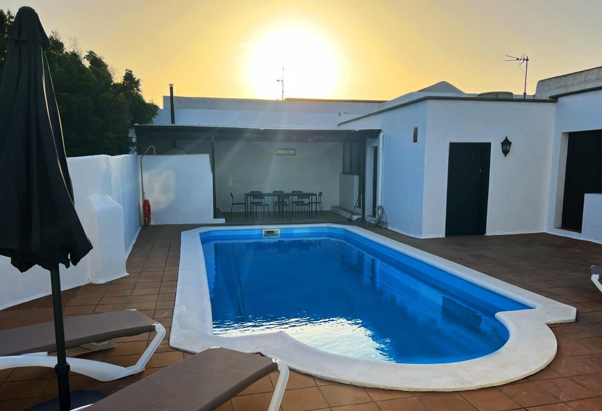 Nazaret Villa with heated pool
