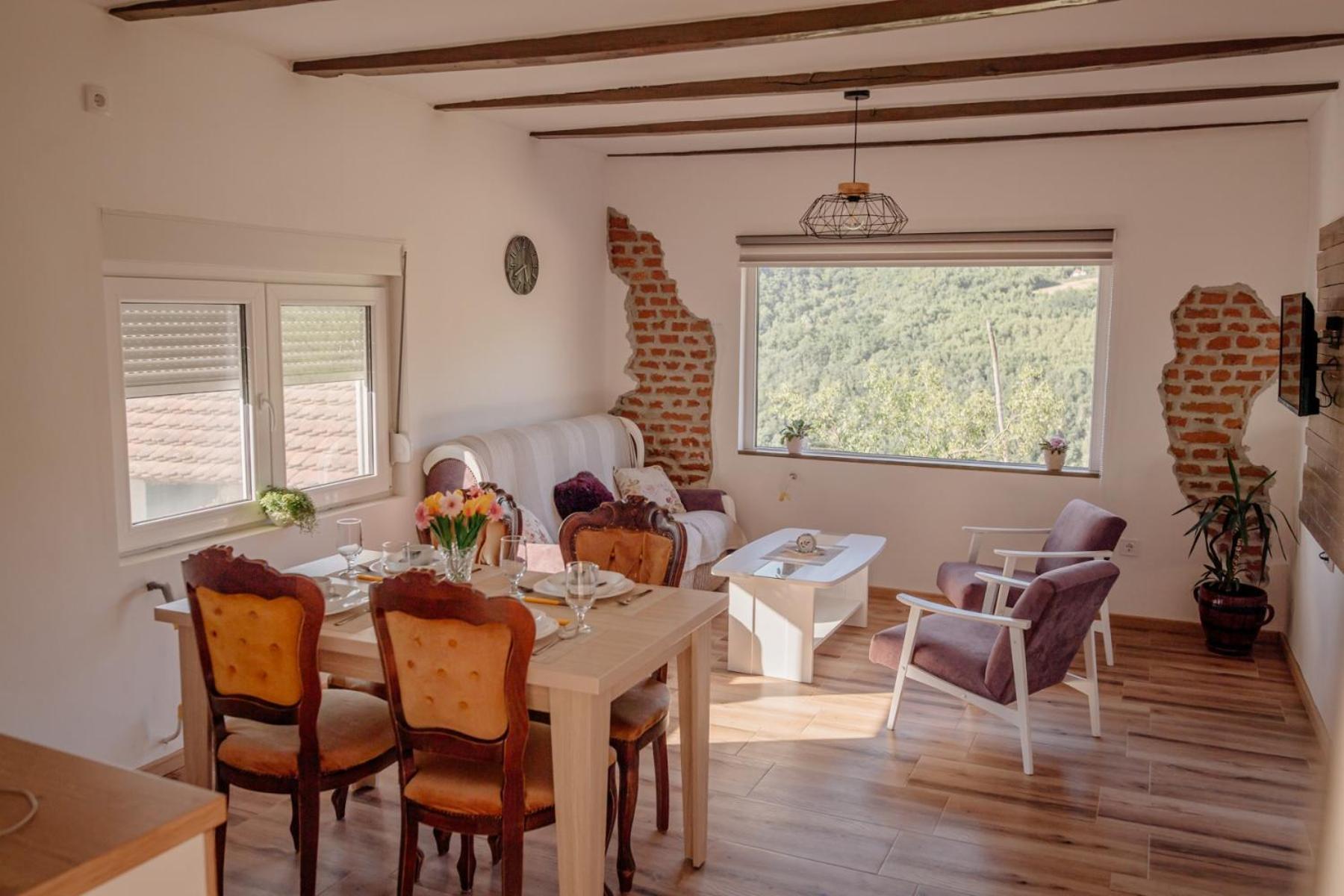 Apartmani Ružina staza view 4