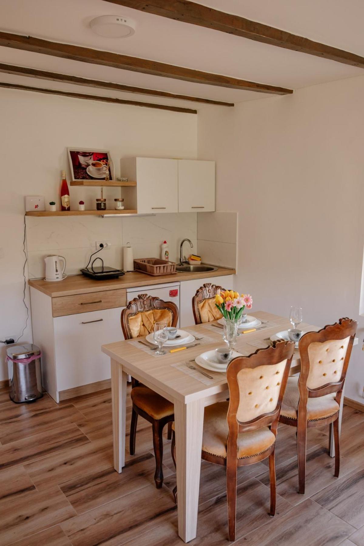Apartmani Ružina staza view 5