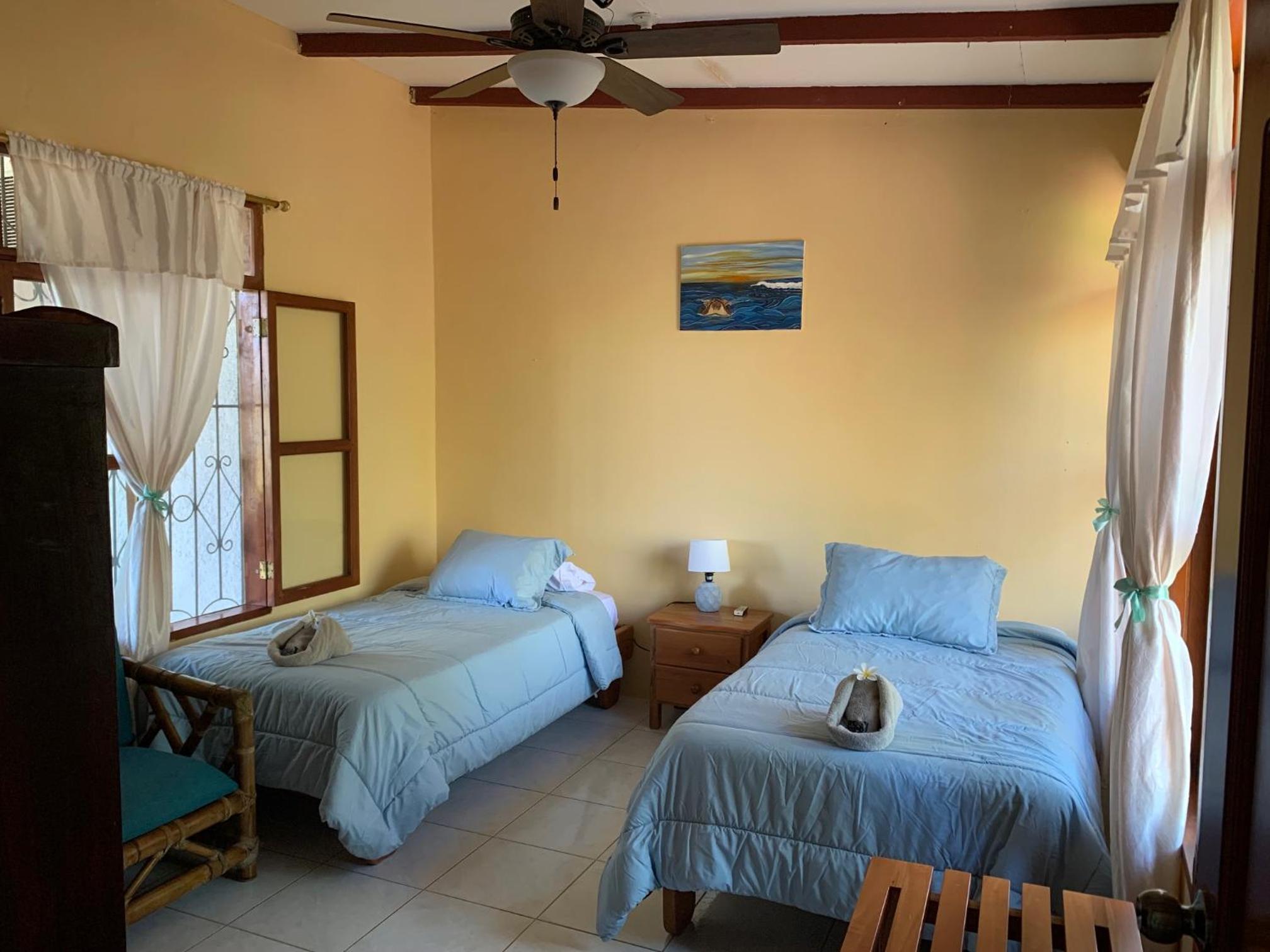 Casa Verde Vacation Garden Home view 4