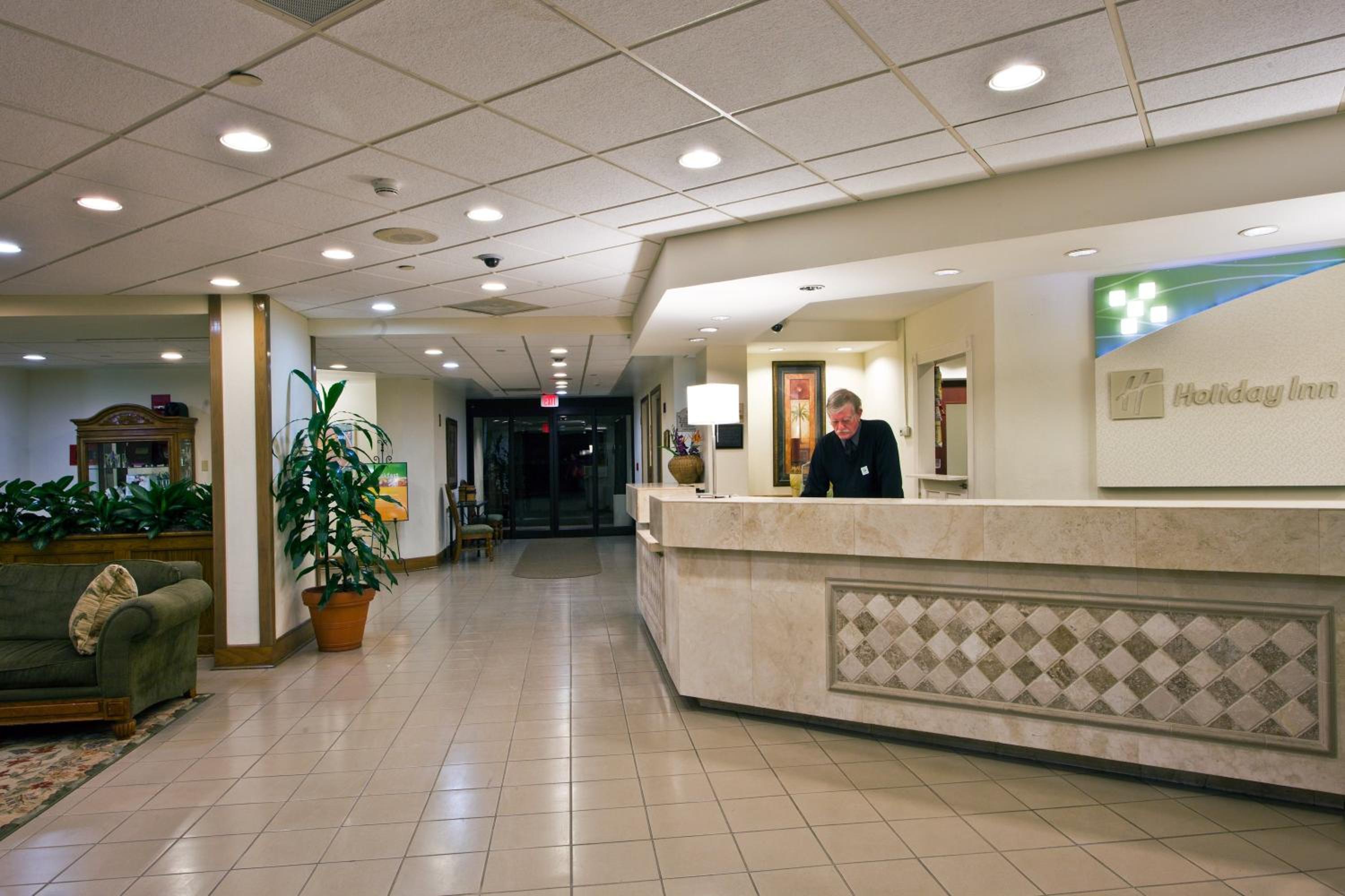 West Palm Beach Vacations - Holiday Inn Port St. Lucie, an IHG Hotel - Property Image 12