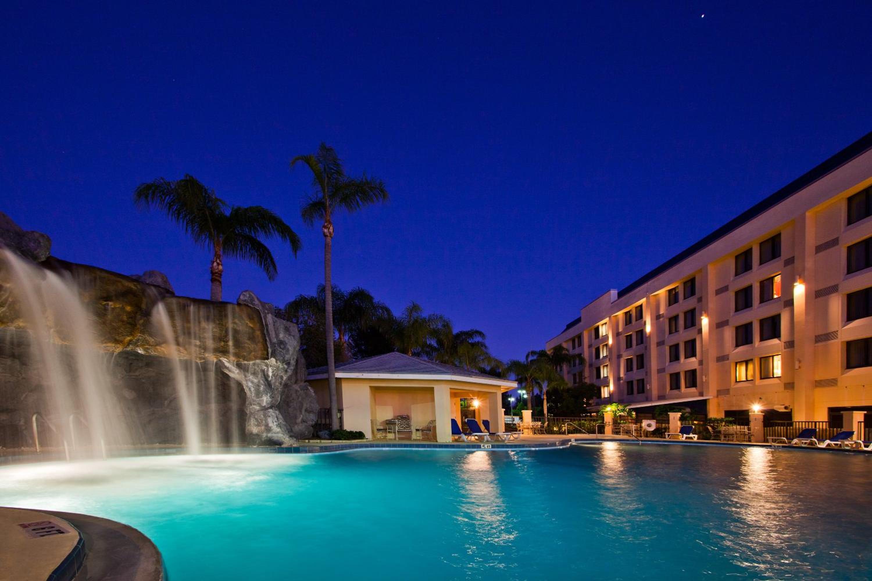 West Palm Beach Vacations - Holiday Inn Port St. Lucie, an IHG Hotel - Property Image 2