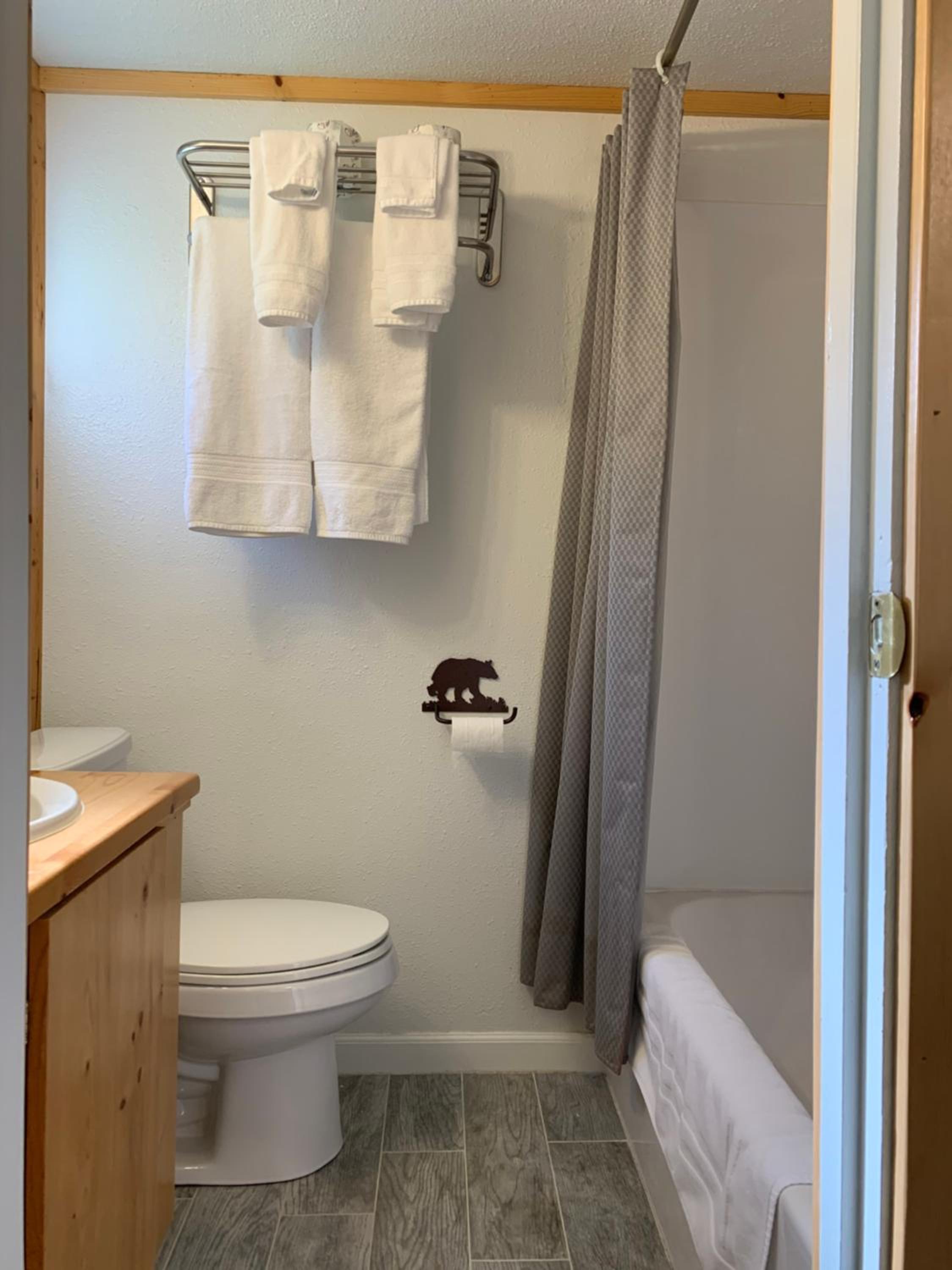 Glacier Haven Inn