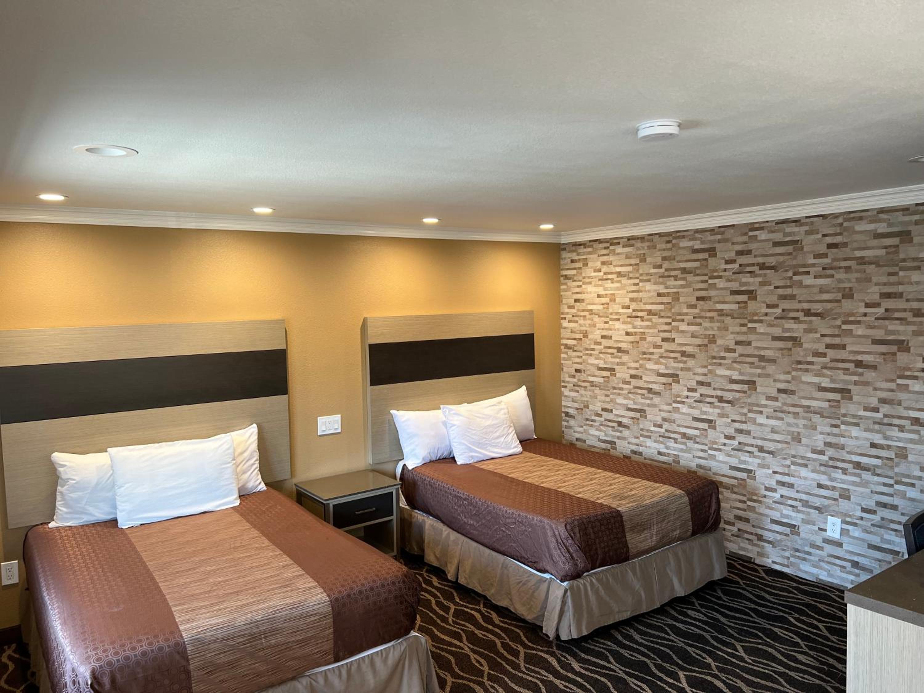 West Covina Vacations - Walnut Inn  Suites West Covina - Property Image 1