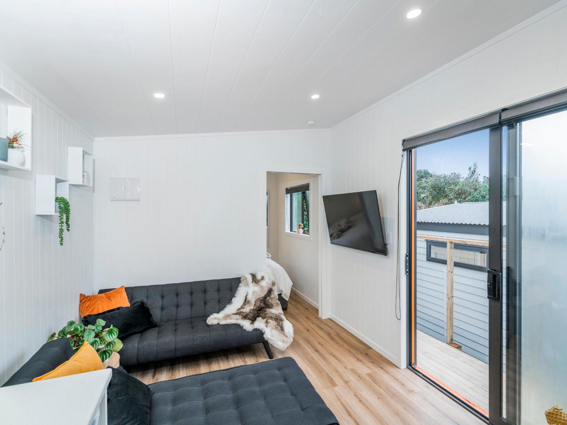 Coastal Cutie - Whangamata Holiday Unit view 3