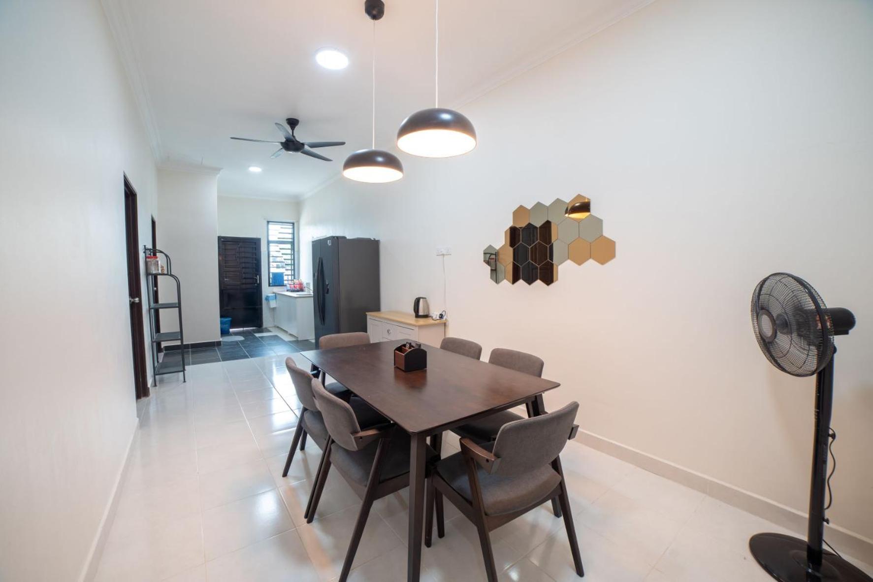 HILMERA Guesthouse view 3