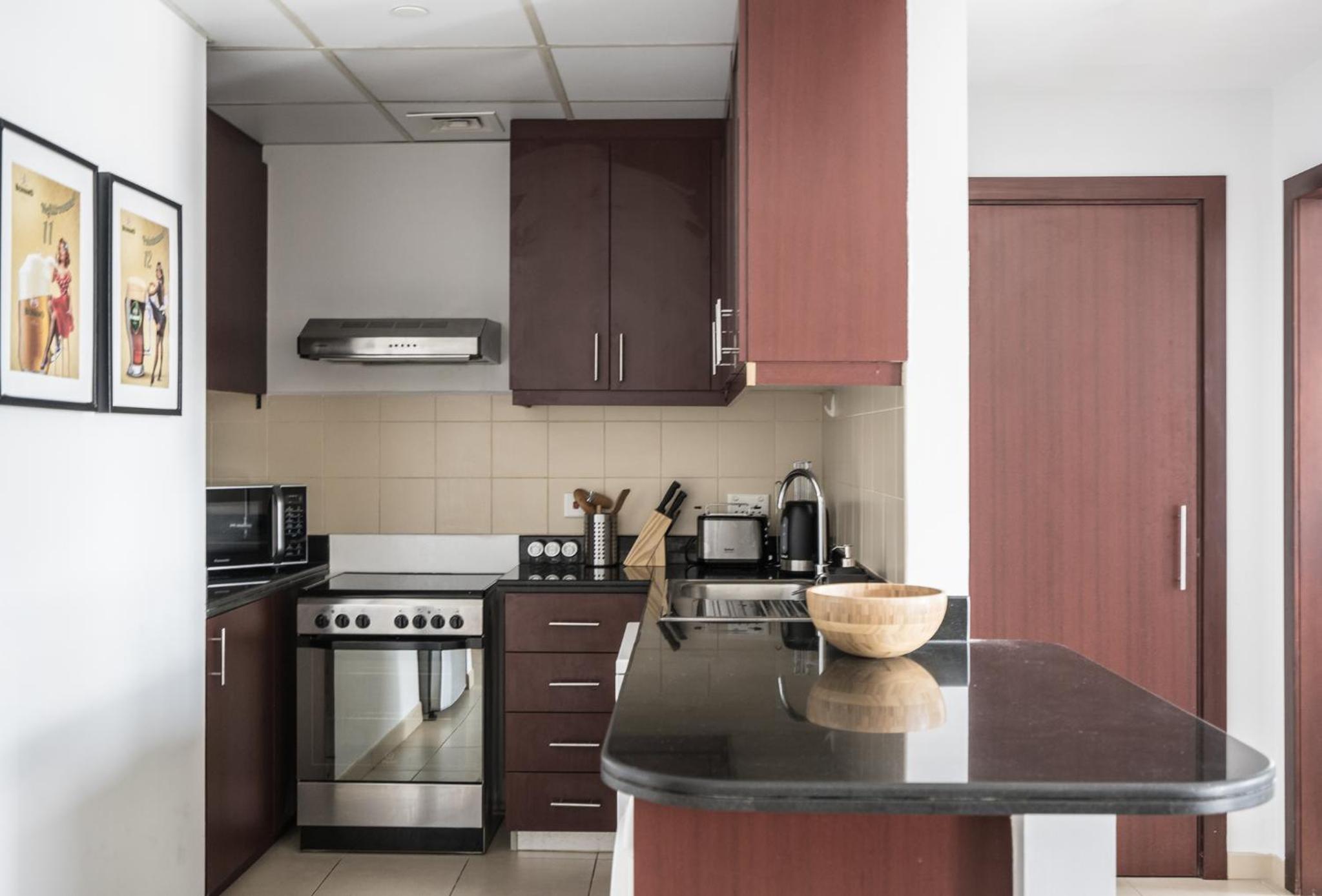 HiGuests - Artistic Waterfront Apt, Perfect for Beach Lovers