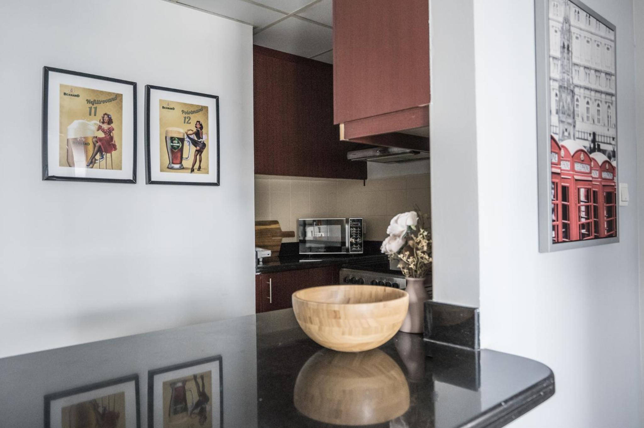 HiGuests - Artistic Waterfront Apt, Perfect for Beach Lovers