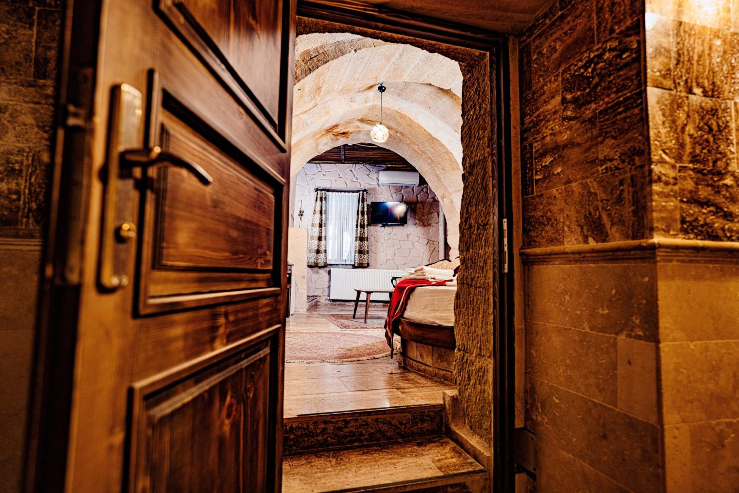 Cappadocia Caves Hotel - Image 24