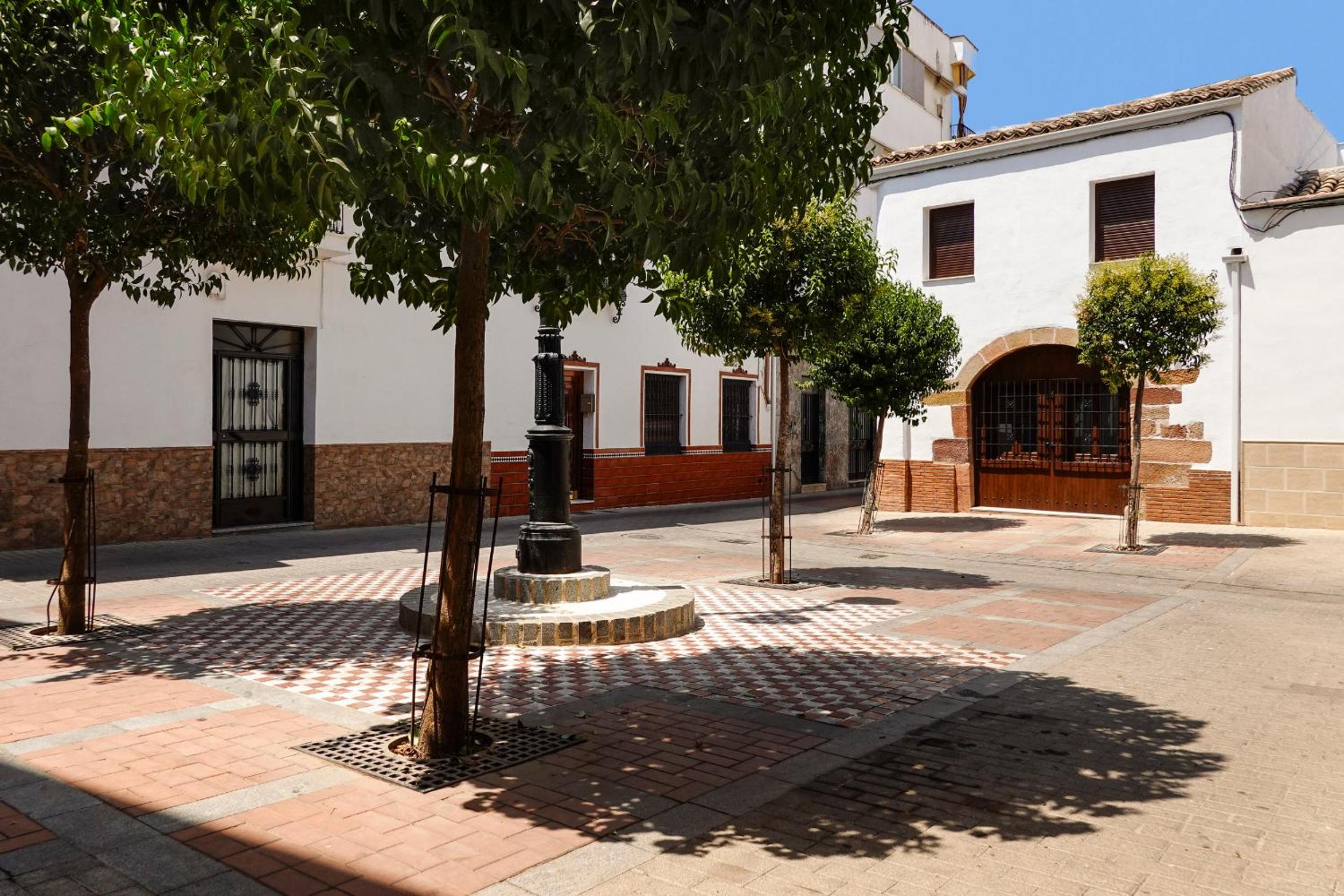 Apartamentos Casa del Arco de 2 a 6 personas