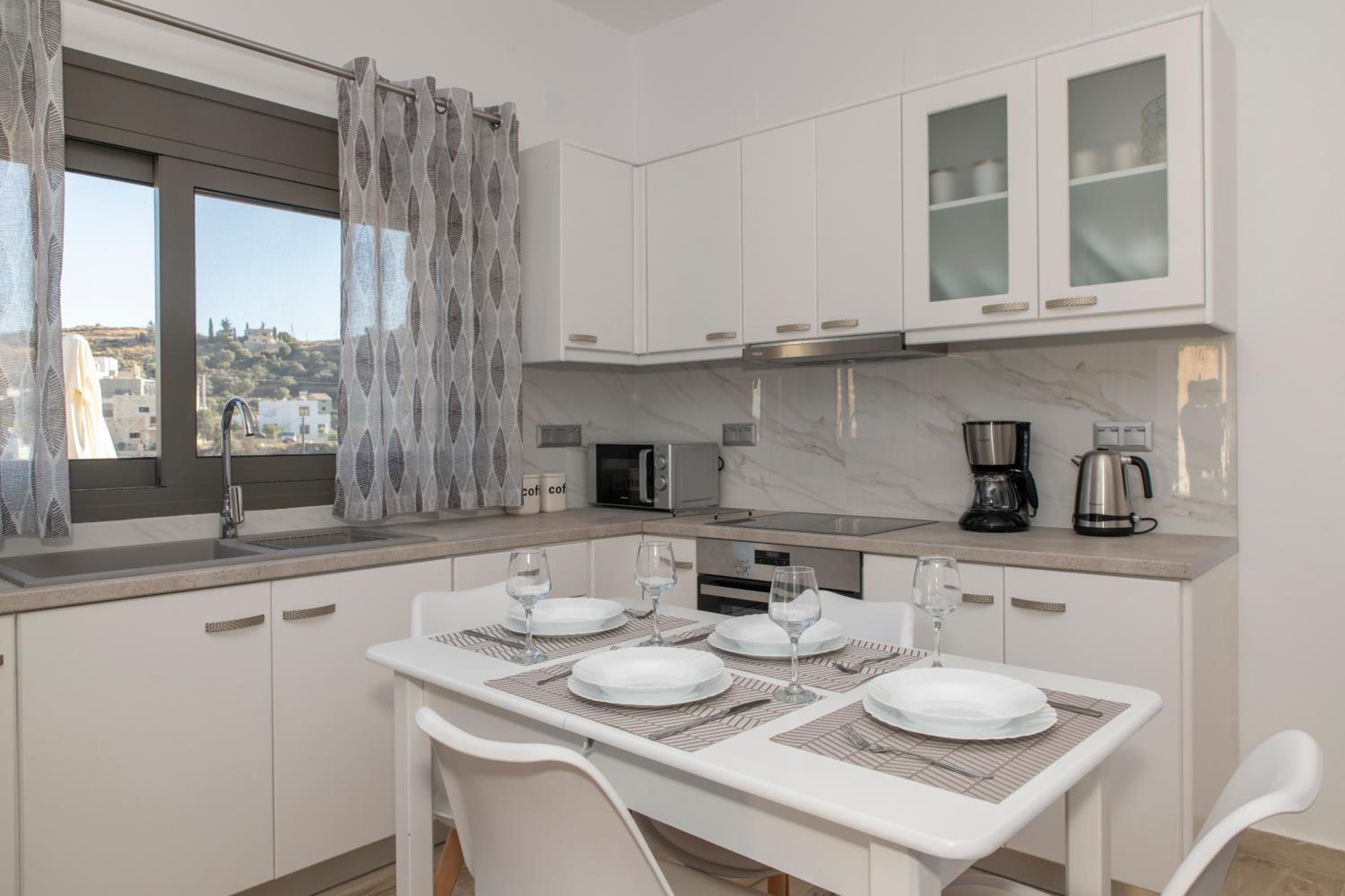 STELLA luxury villa - Kamilari view 3