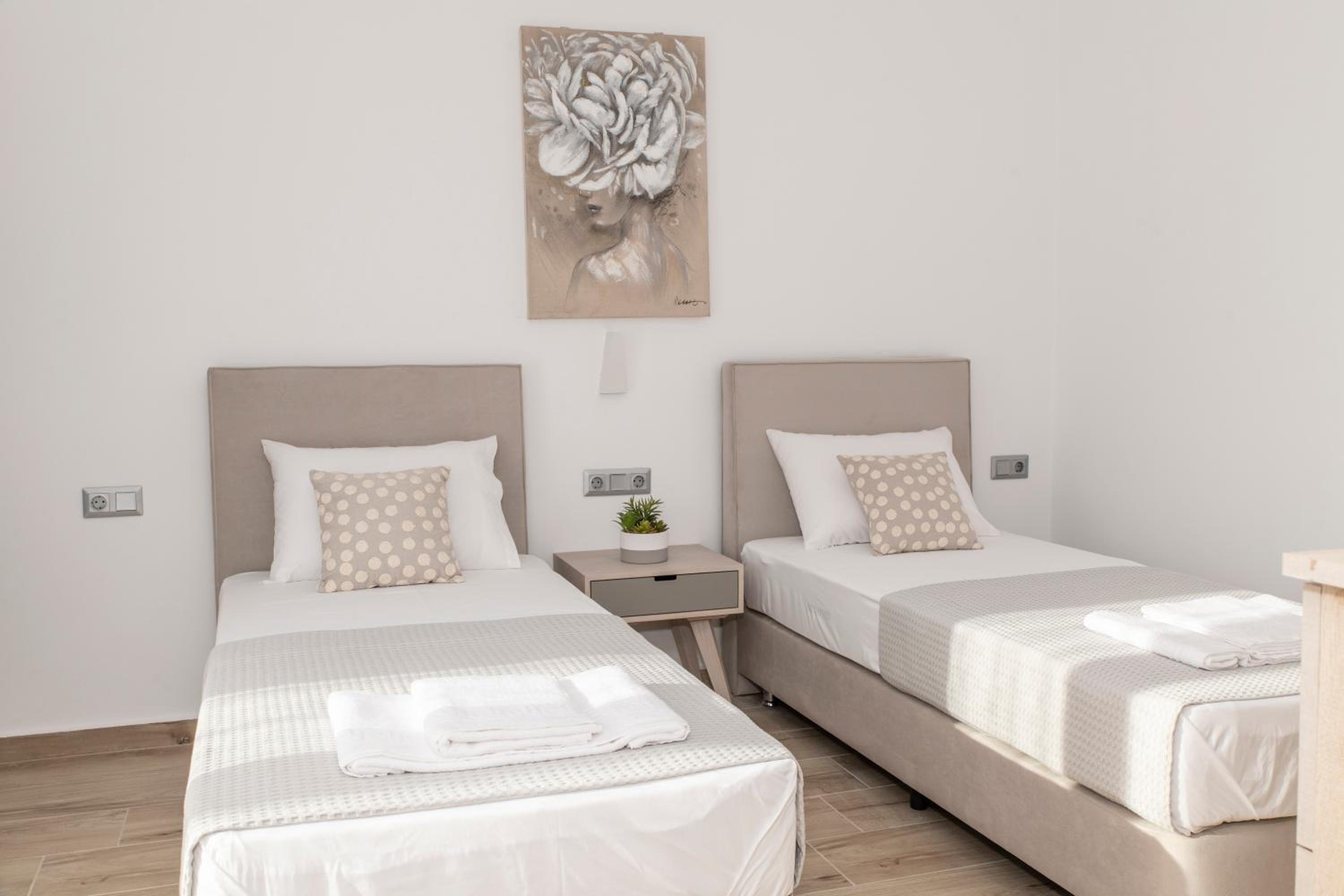 STELLA luxury villa - Kamilari view 5