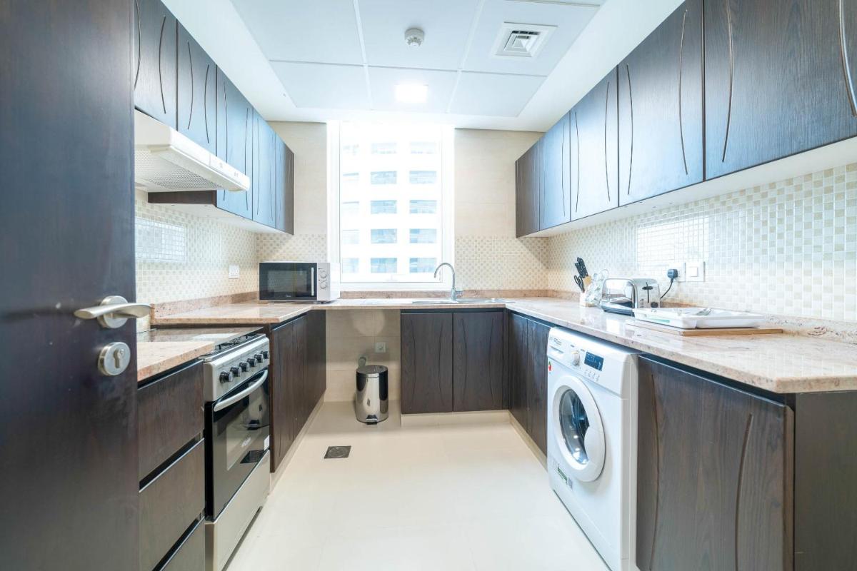 OYO 589 Najma Tower, Two bedrooms Apartments, Sports City