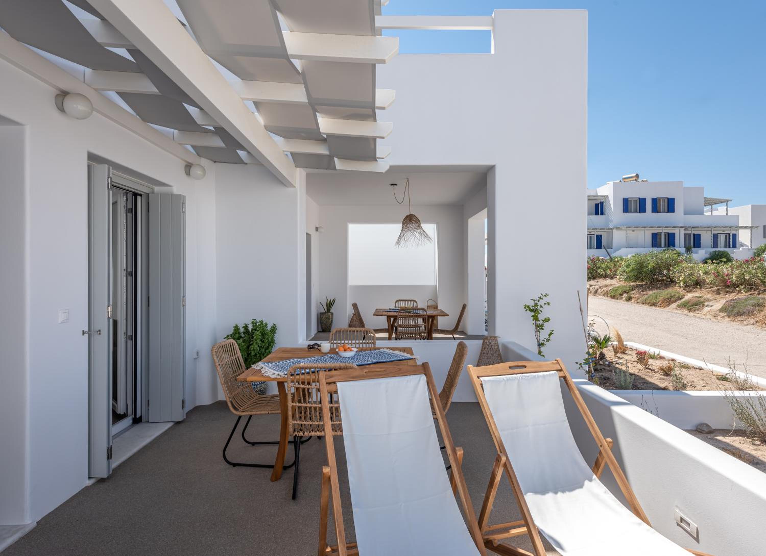 Elyos Apartments