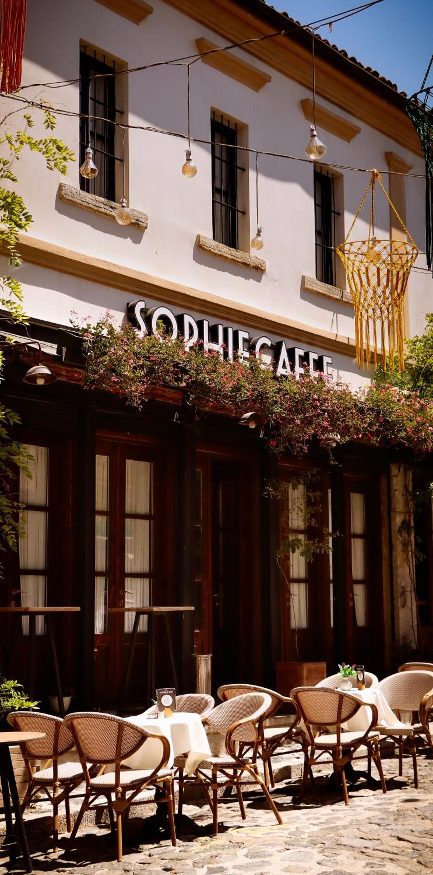 restaurant