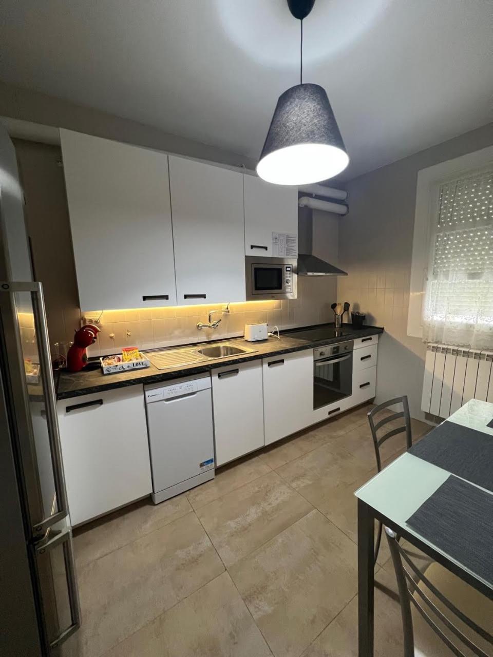 Santiago Tower Aire Ac casco antiguo By Apartamentos Logrono