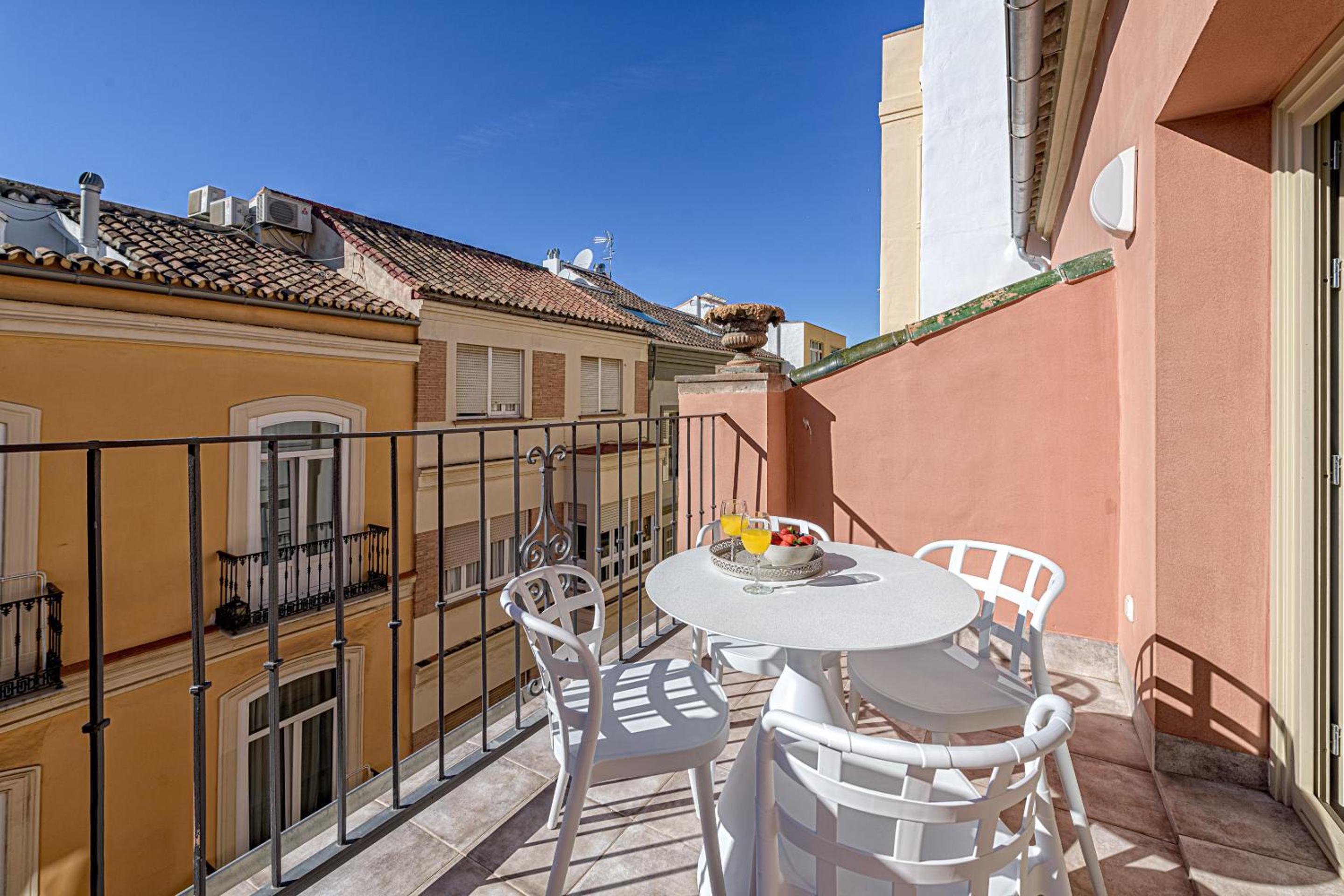 iloftmalaga Calle Madre de Dios